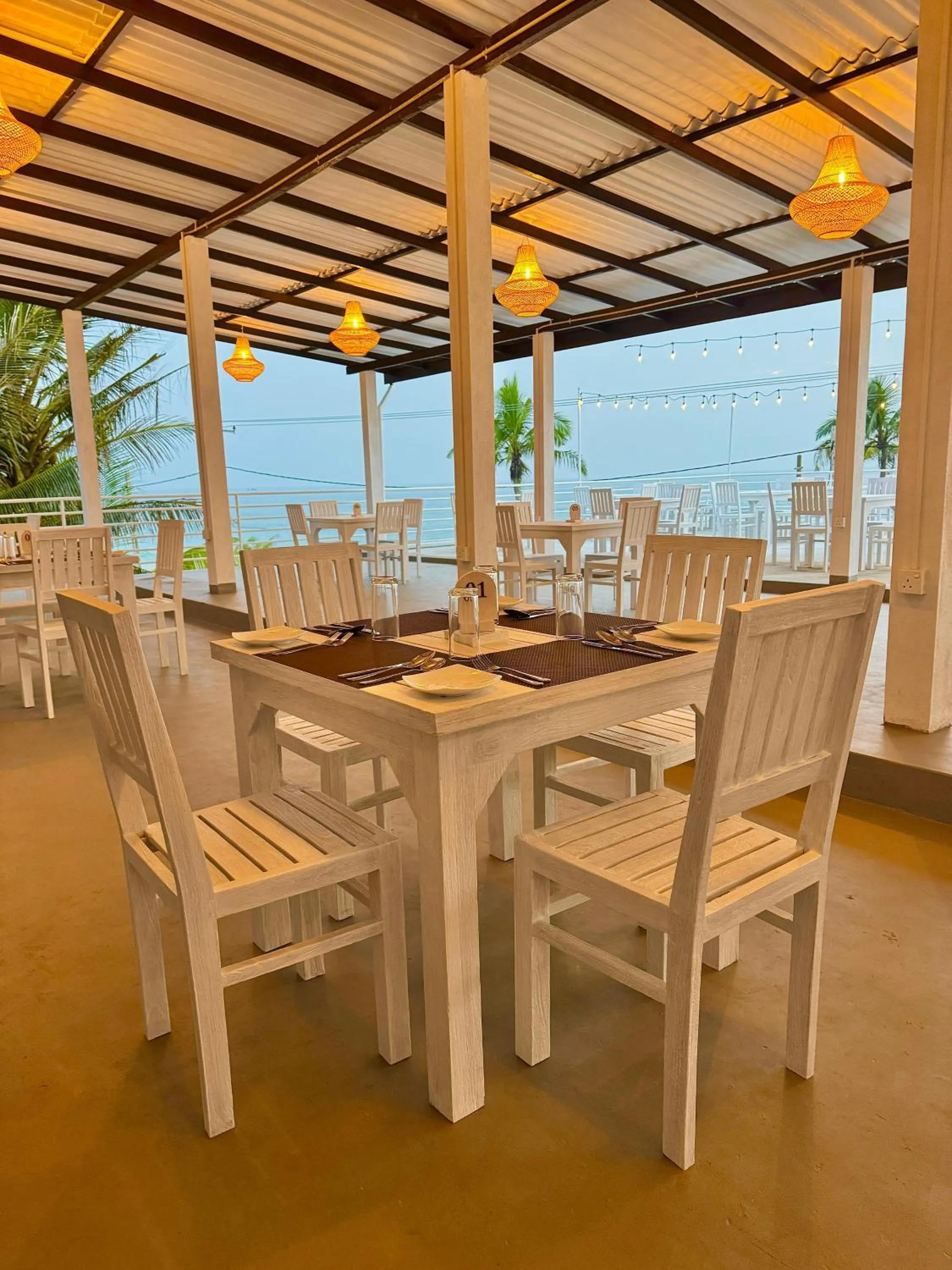 Restaurant/places to eat in Palazzo Beach Hotel