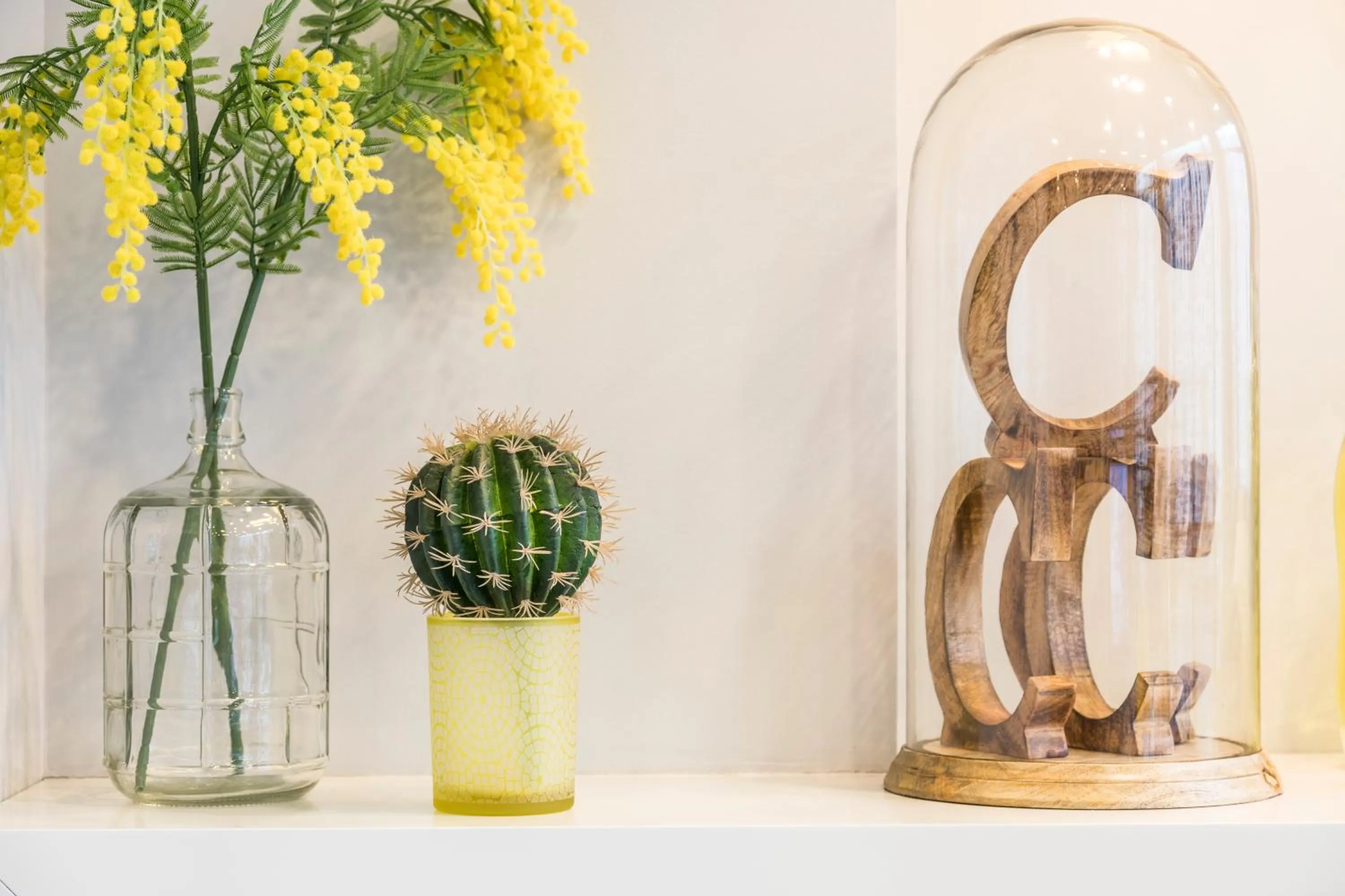 Decorative detail in Capri by Fraser, Frankfurt