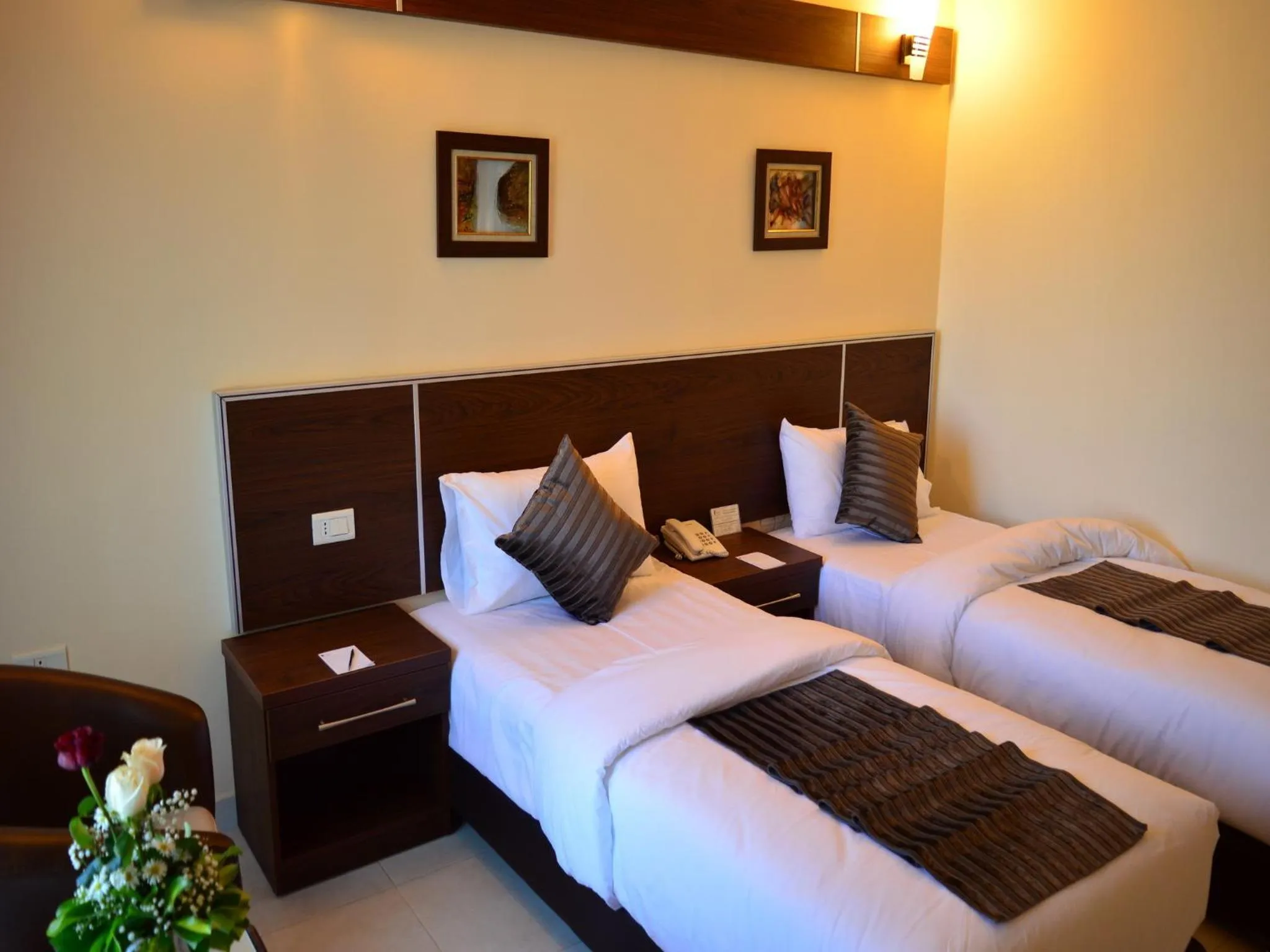 Bed in Ream Hotel Amman