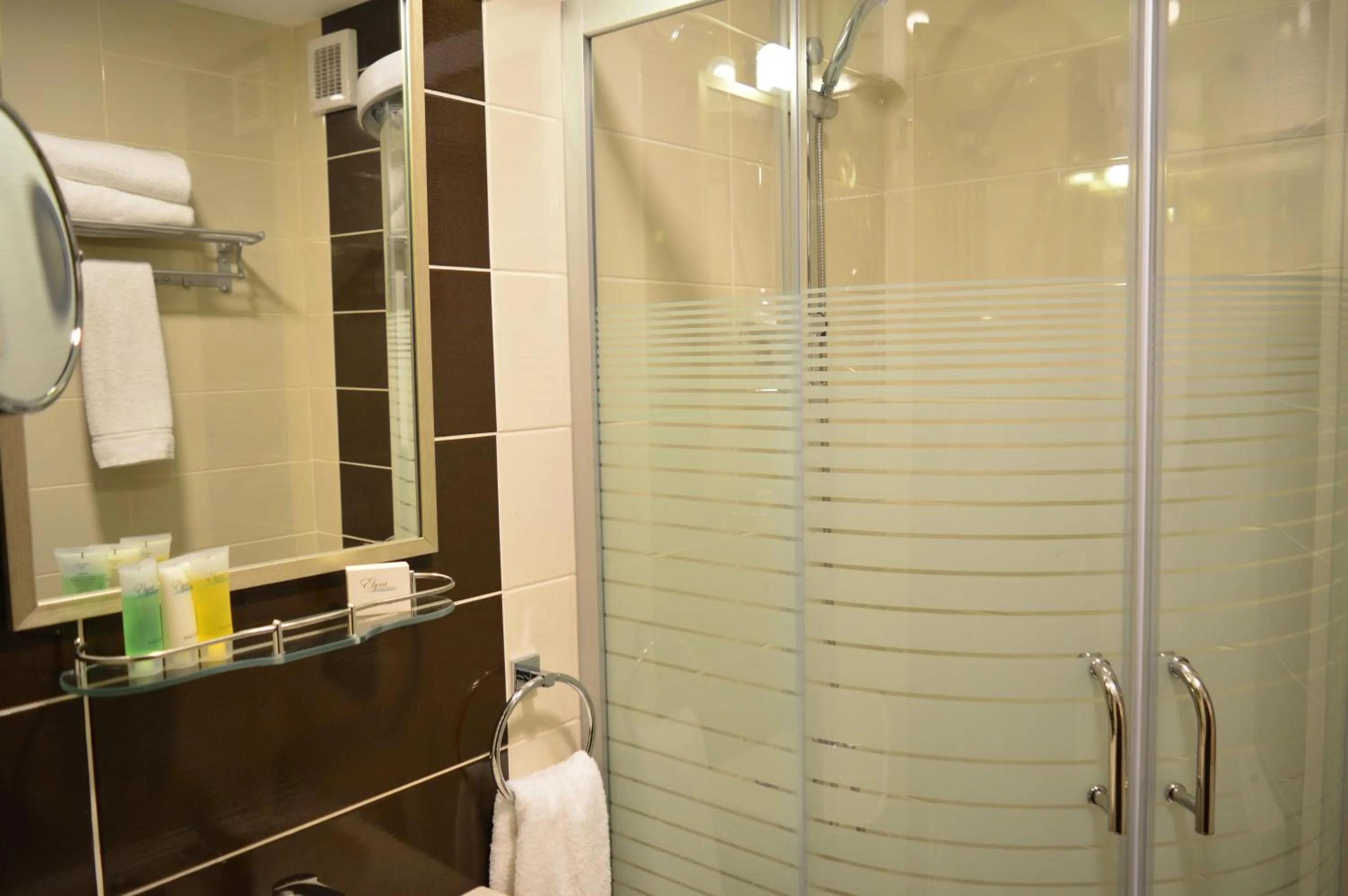 Bathroom in Ream Hotel Amman