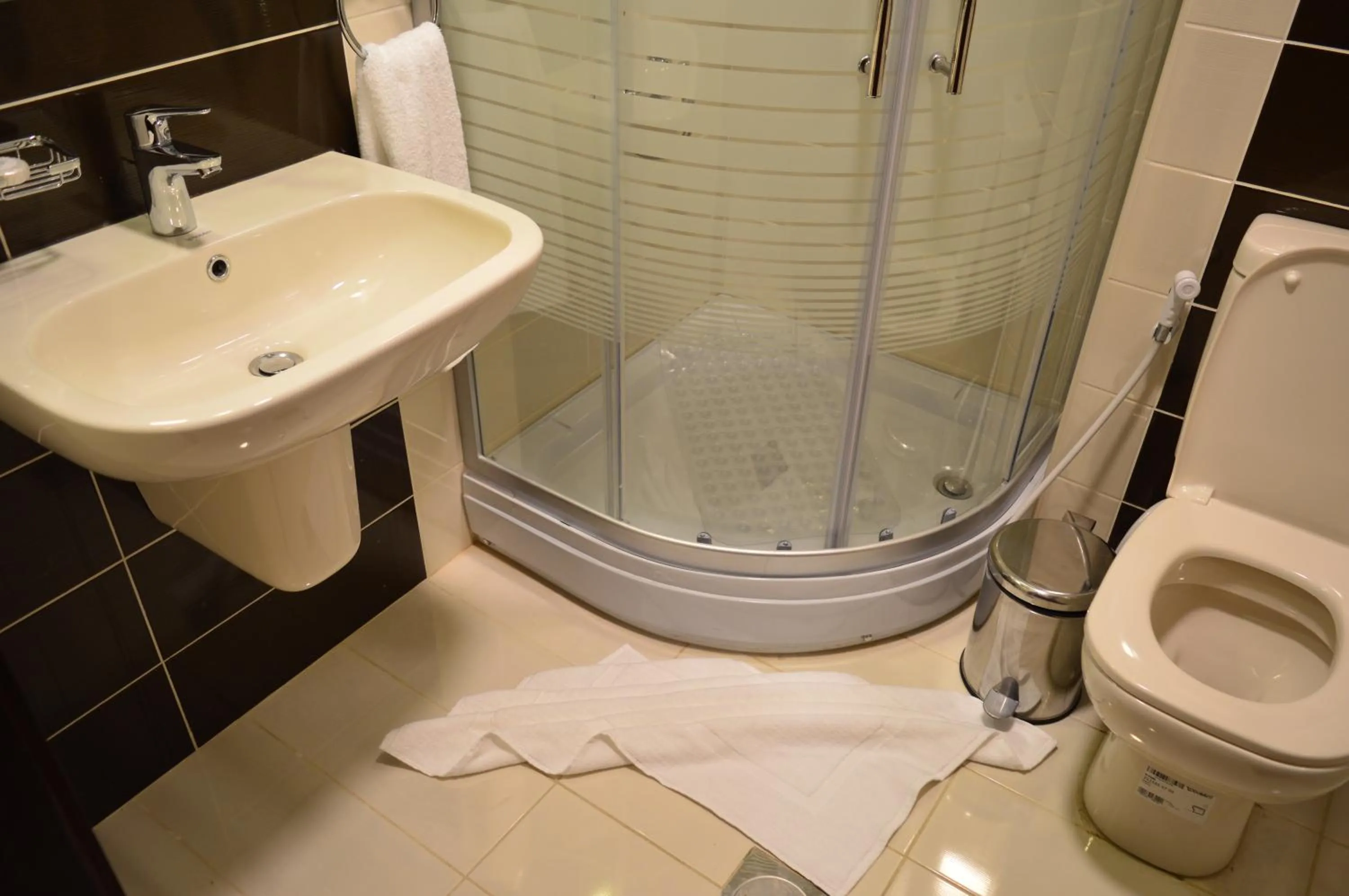 Bathroom in Ream Hotel Amman