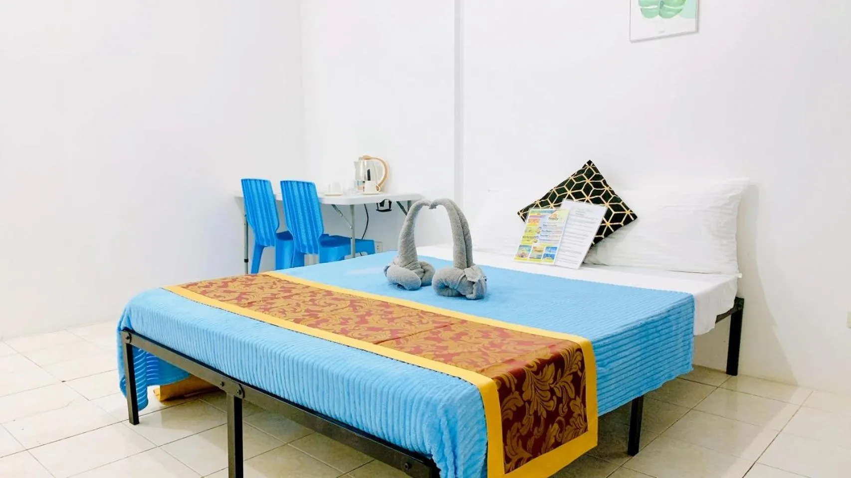 Standard Studio in Glo's Space Boracay Dmall By TripzyFun
