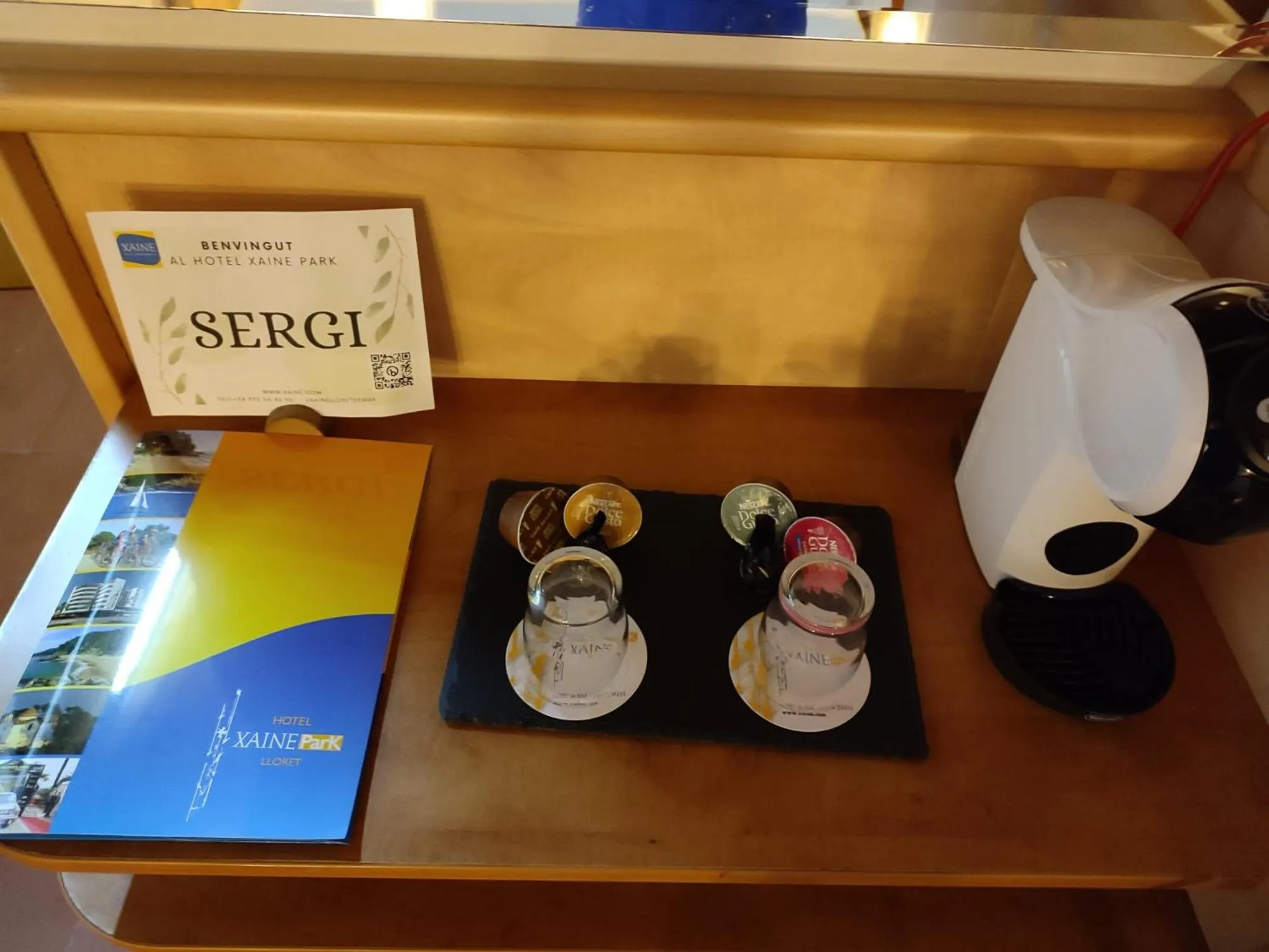 Coffee/tea facilities in Hotel Xaine Park