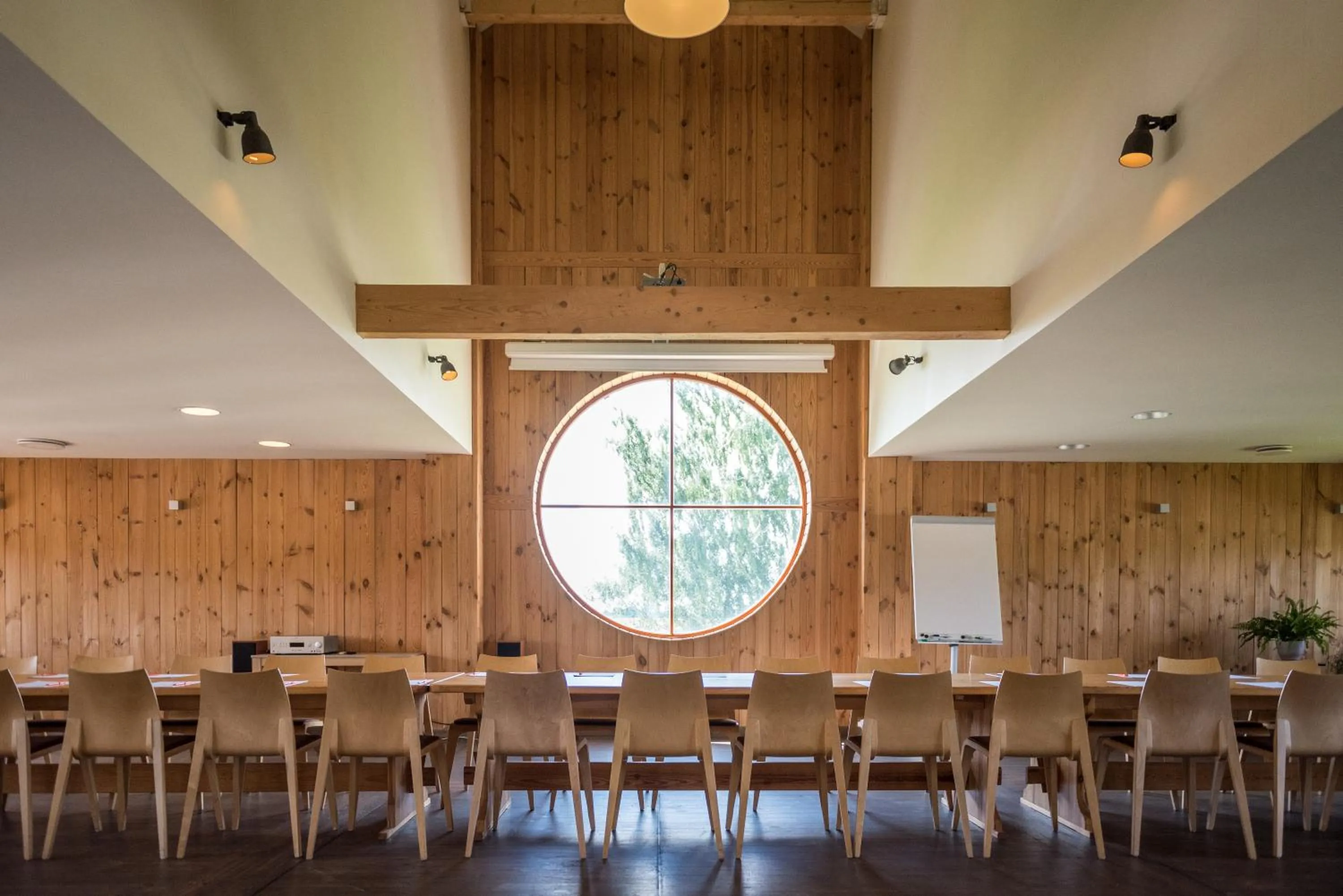 Restaurant/places to eat in Rožmalas