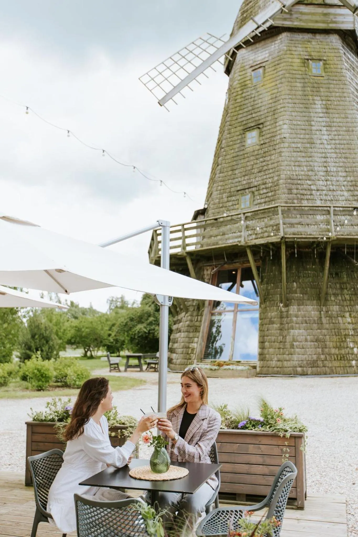 Restaurant/places to eat in Rožmalas