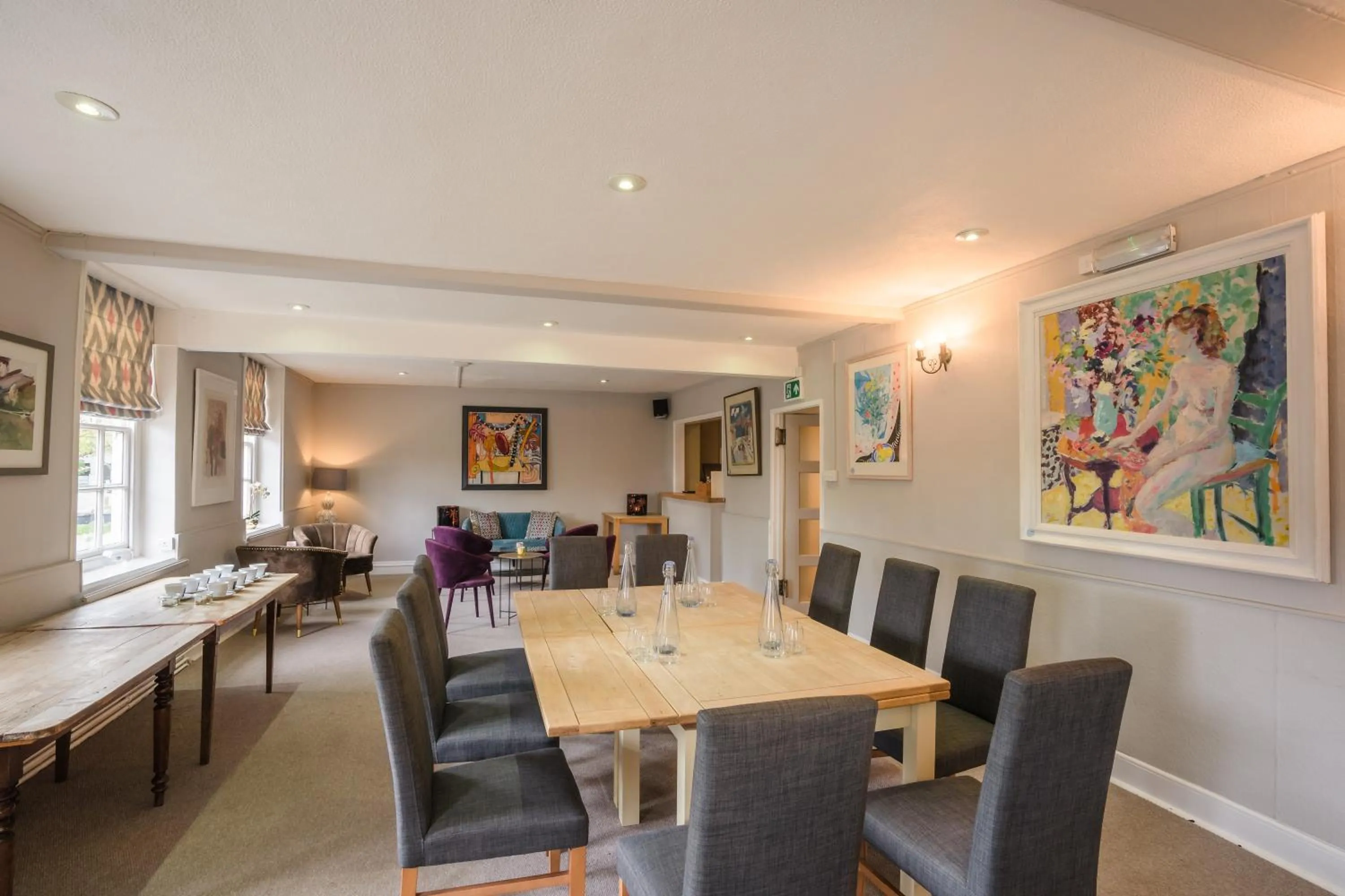 Dining area in The Loddon Swan