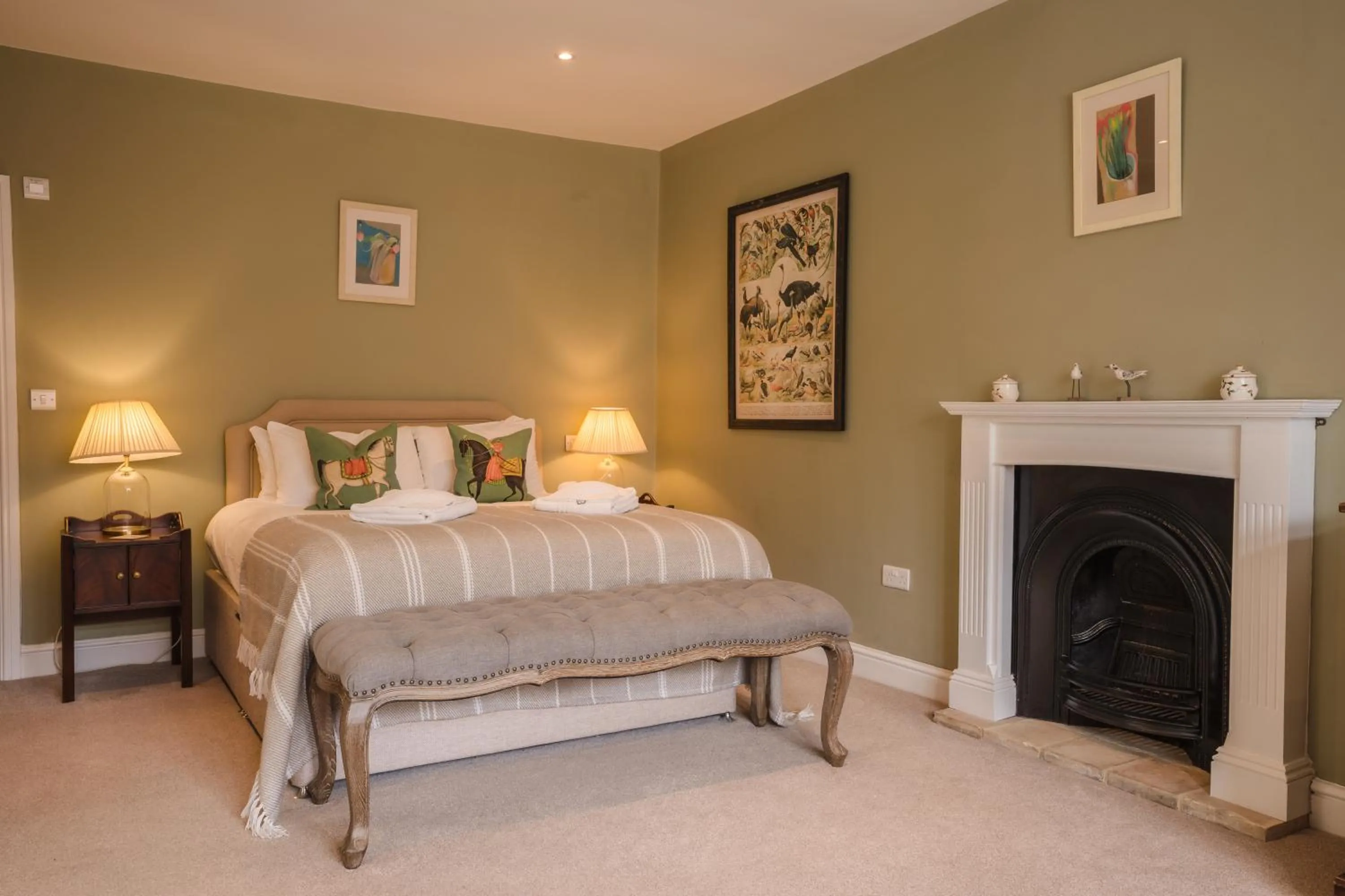 Bedroom, Bed in The Loddon Swan