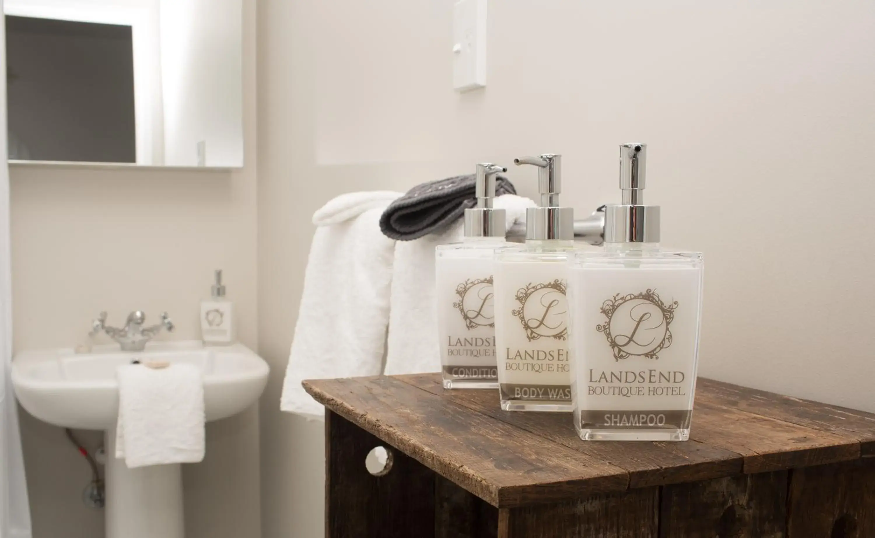 Family Suite in Lands End Family Suite in Lands End