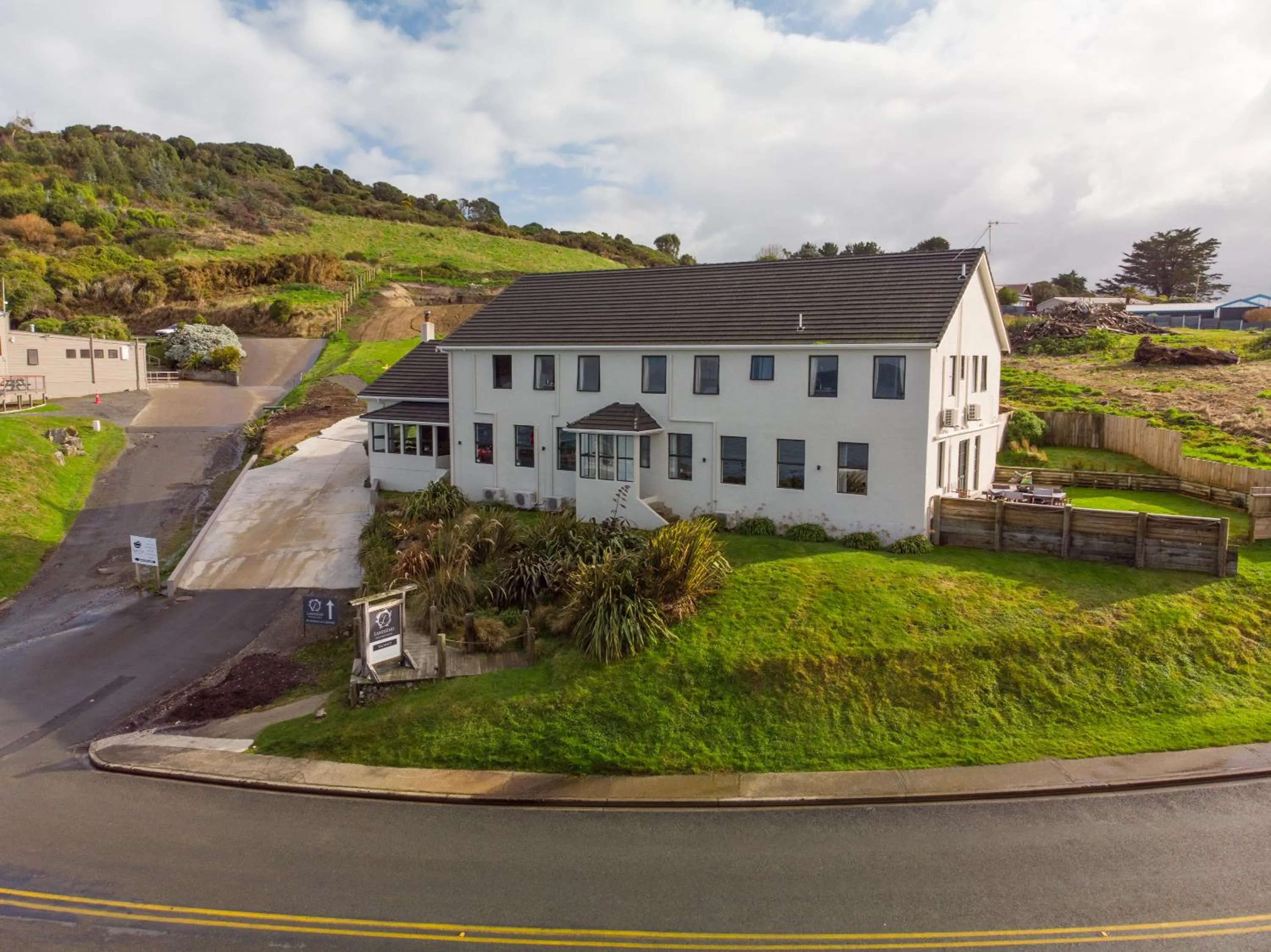 Property building in Lands End