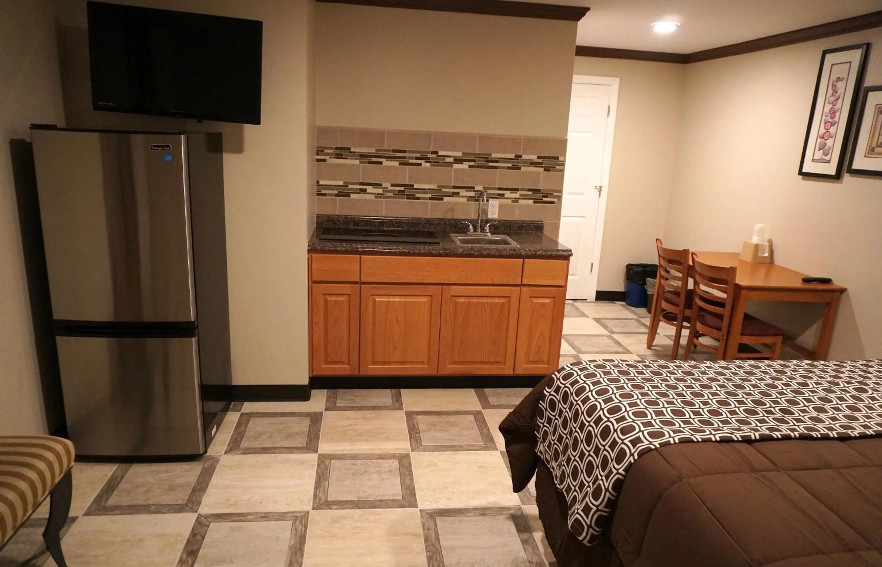 Kitchen or kitchenette in Beachside Resort