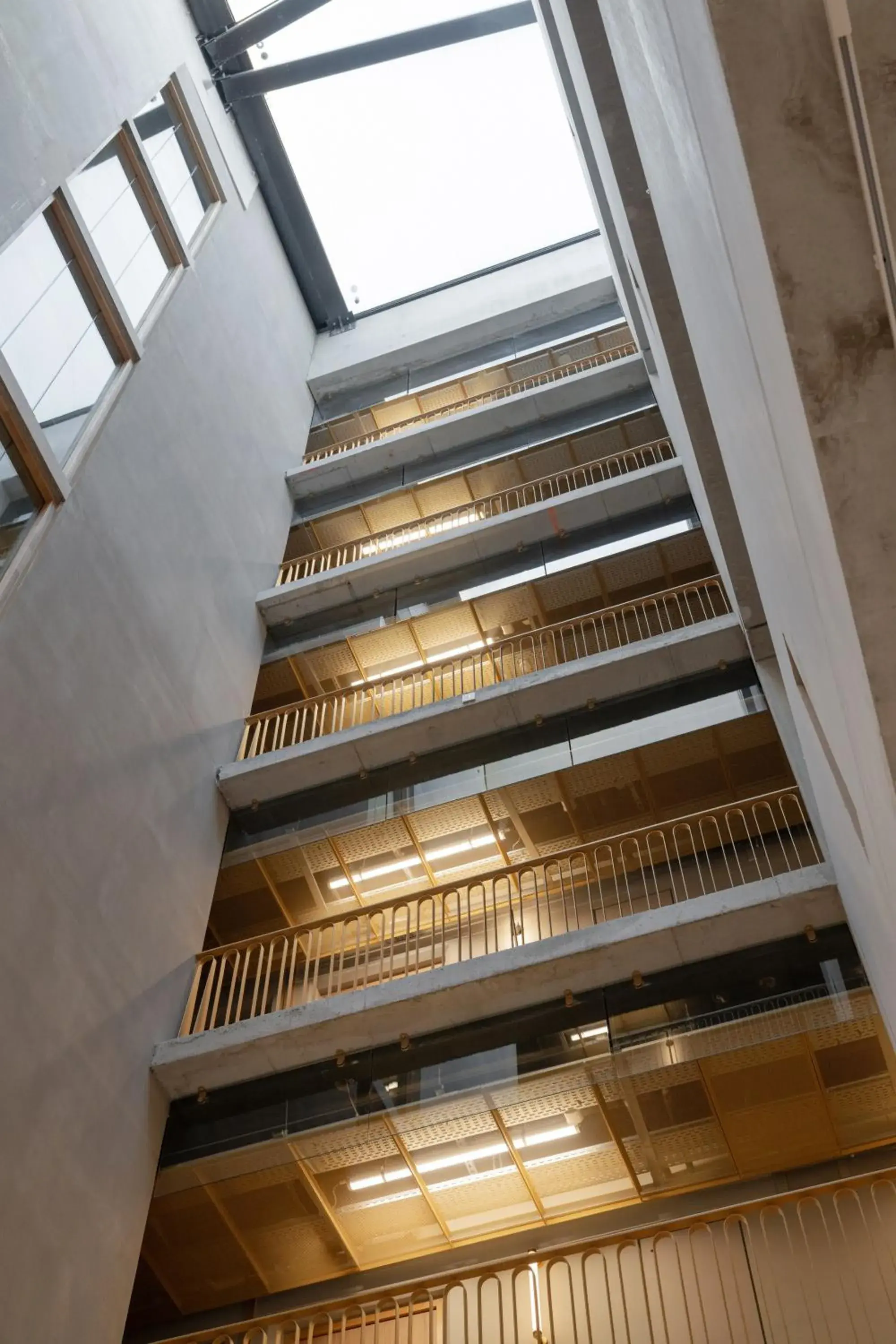 Property building in All Suites Hôtel - Paris Pleyel - L'Île Saint Denis Property building in All Suites Hôtel - Paris Pleyel - L'Île Saint Denis