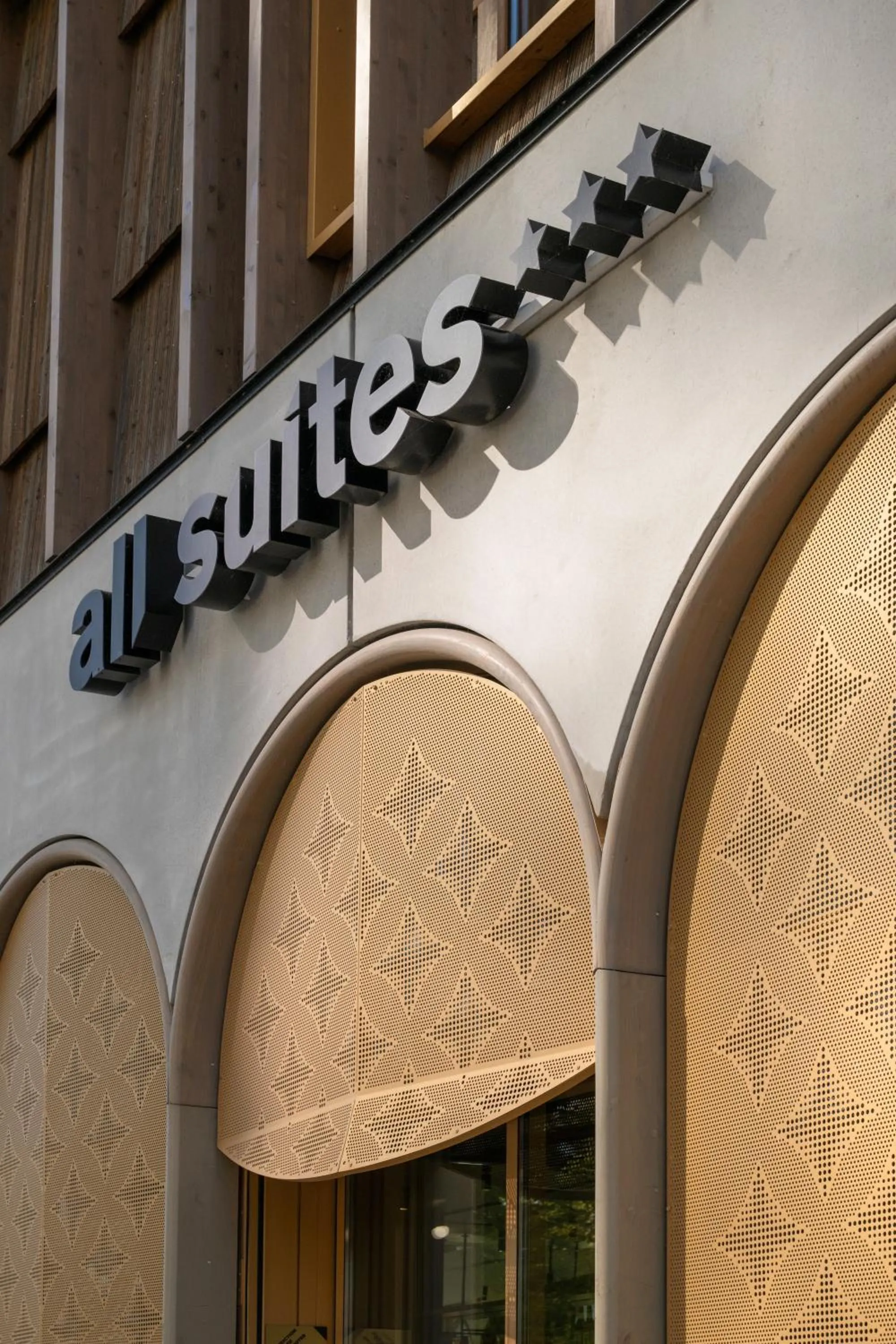 Property building in All Suites Hôtel - Paris Pleyel - L'Île Saint Denis