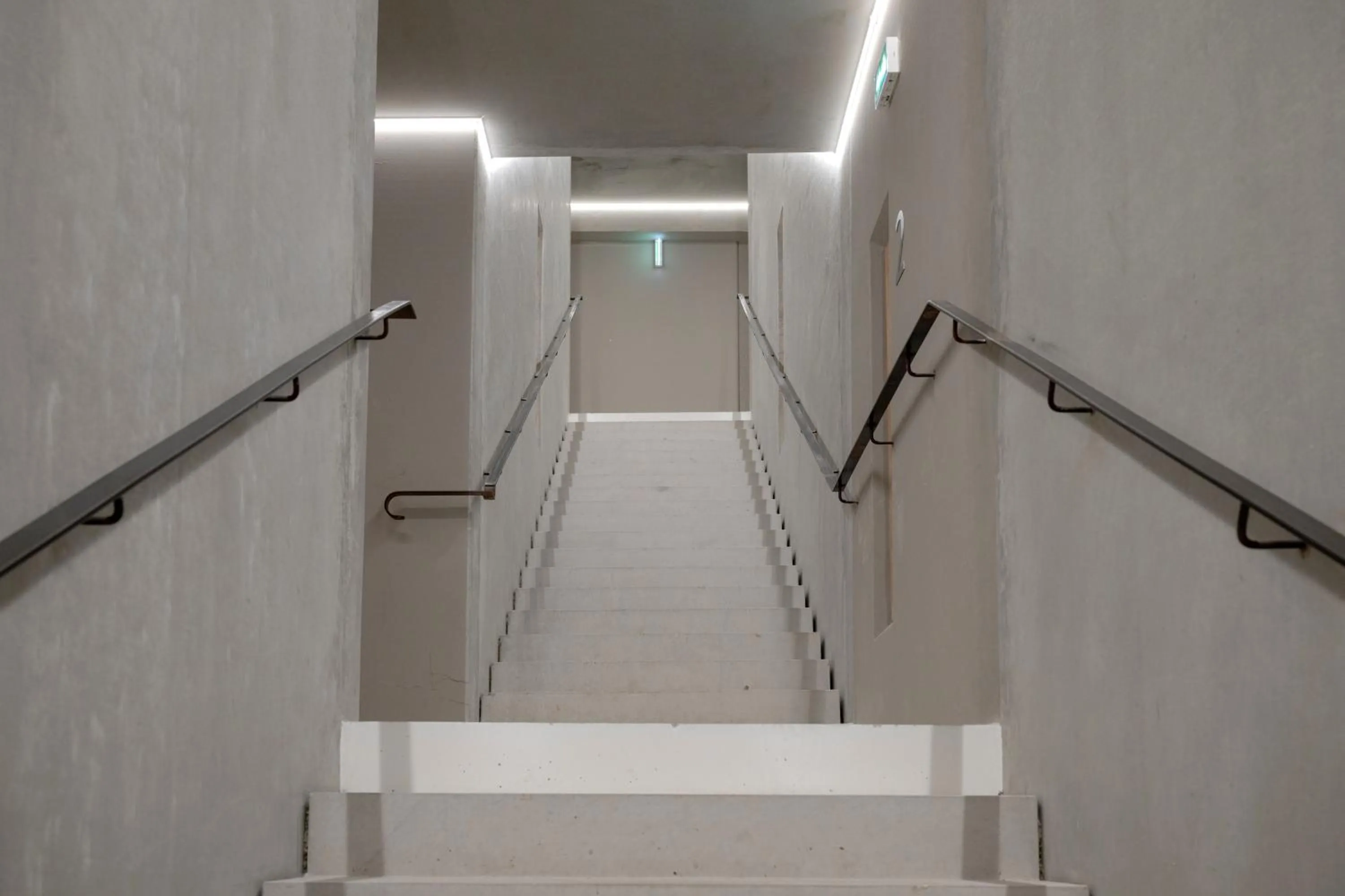 Property building in All Suites Hôtel - Paris Pleyel - L'Île Saint Denis