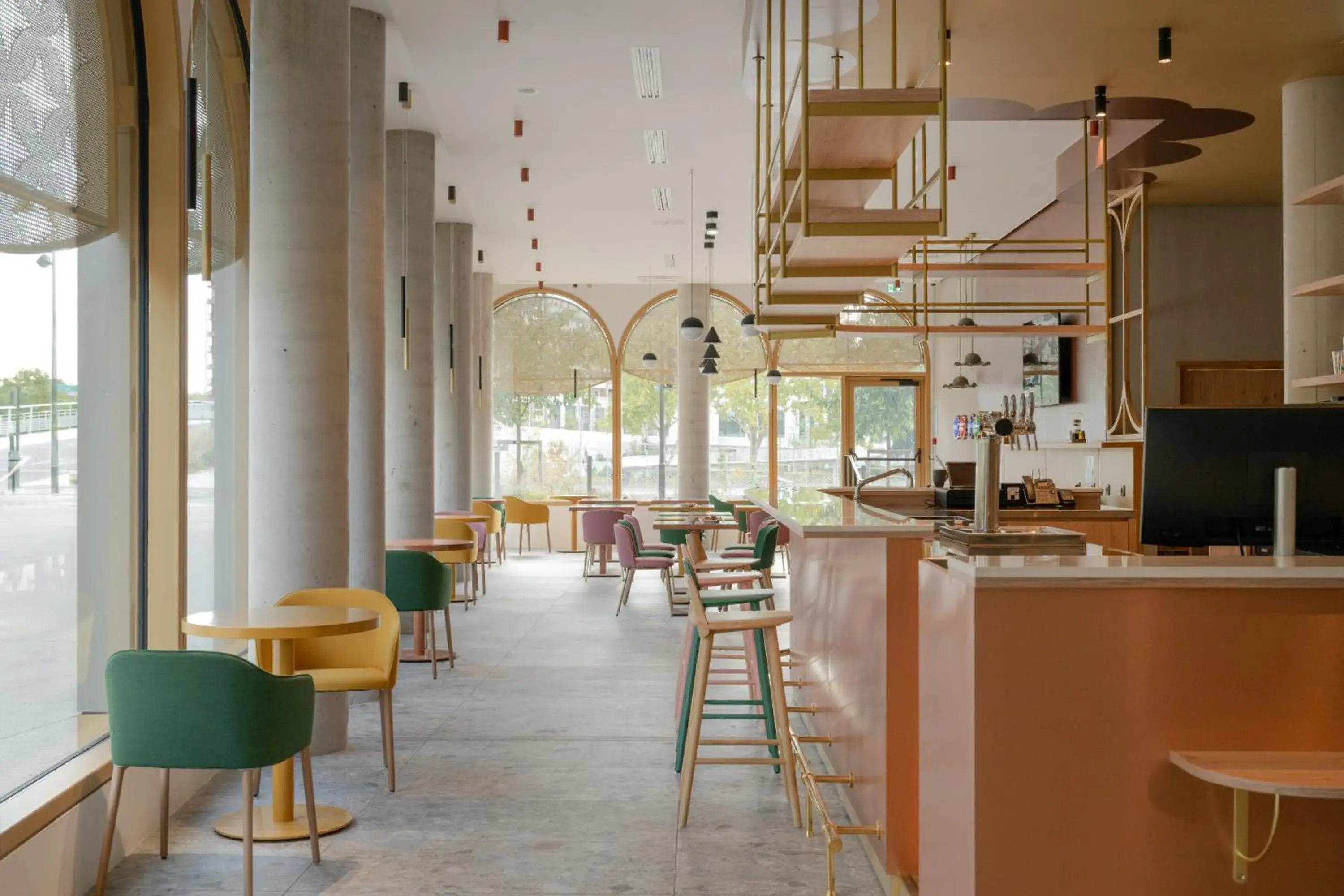 Lobby or reception in All Suites Hôtel - Paris Pleyel - L'Île Saint Denis Lobby or reception in All Suites Hôtel - Paris Pleyel - L'Île Saint Denis