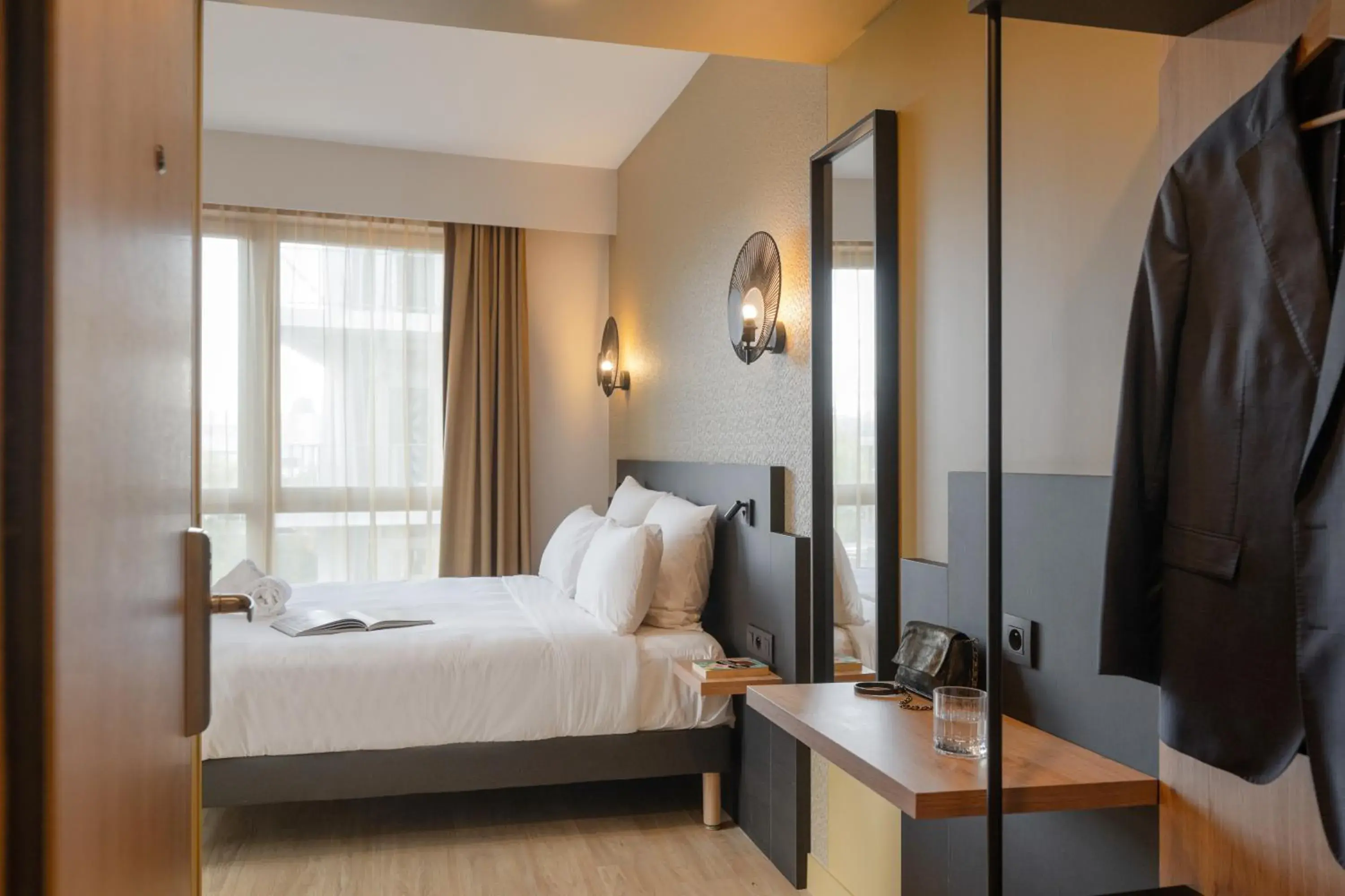 Bed in All Suites Hôtel - Paris Pleyel - L'Île Saint Denis Bed in All Suites Hôtel - Paris Pleyel - L'Île Saint Denis