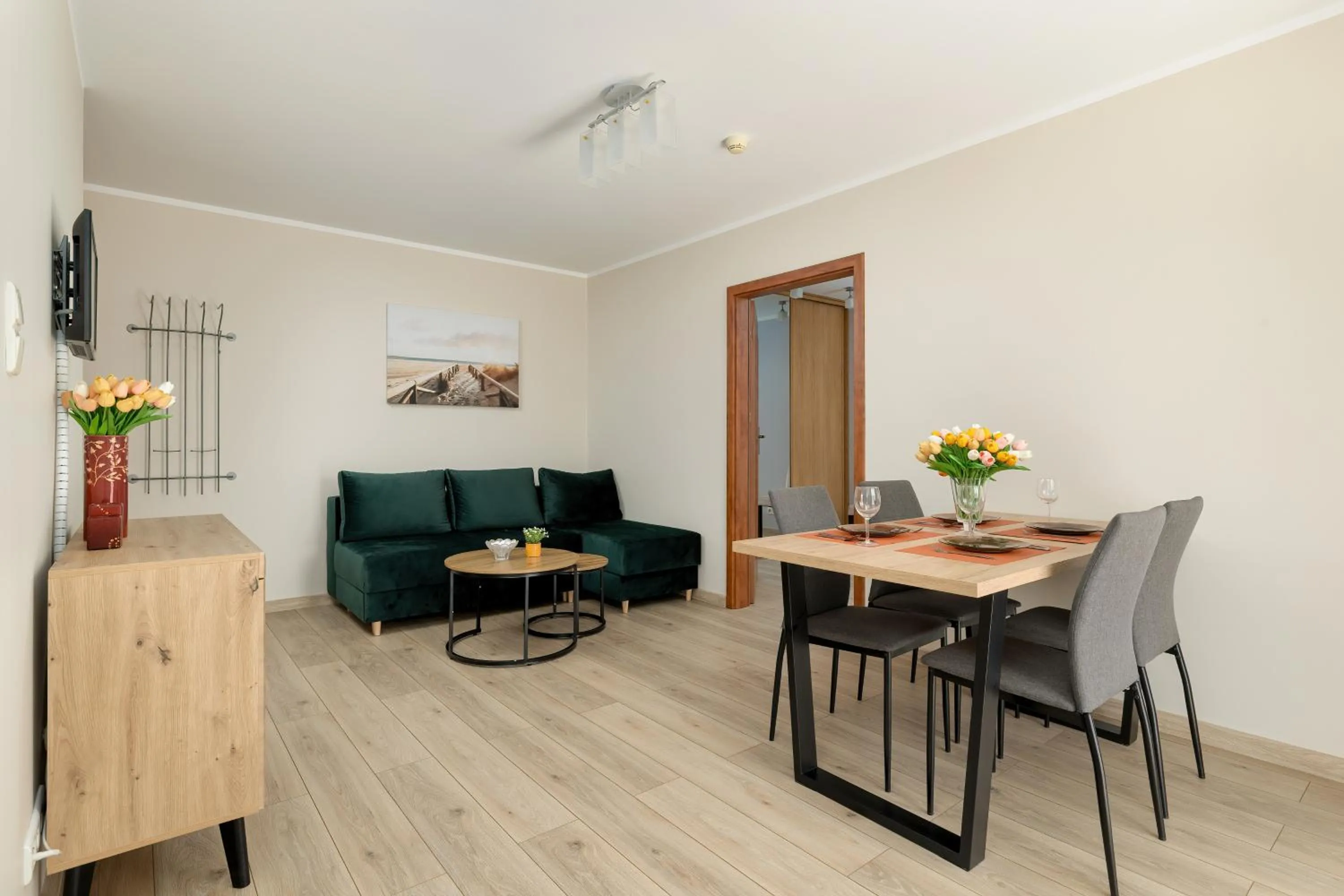 Living room in Apartamenty Żeromskiego 29 by Noclegi Renters