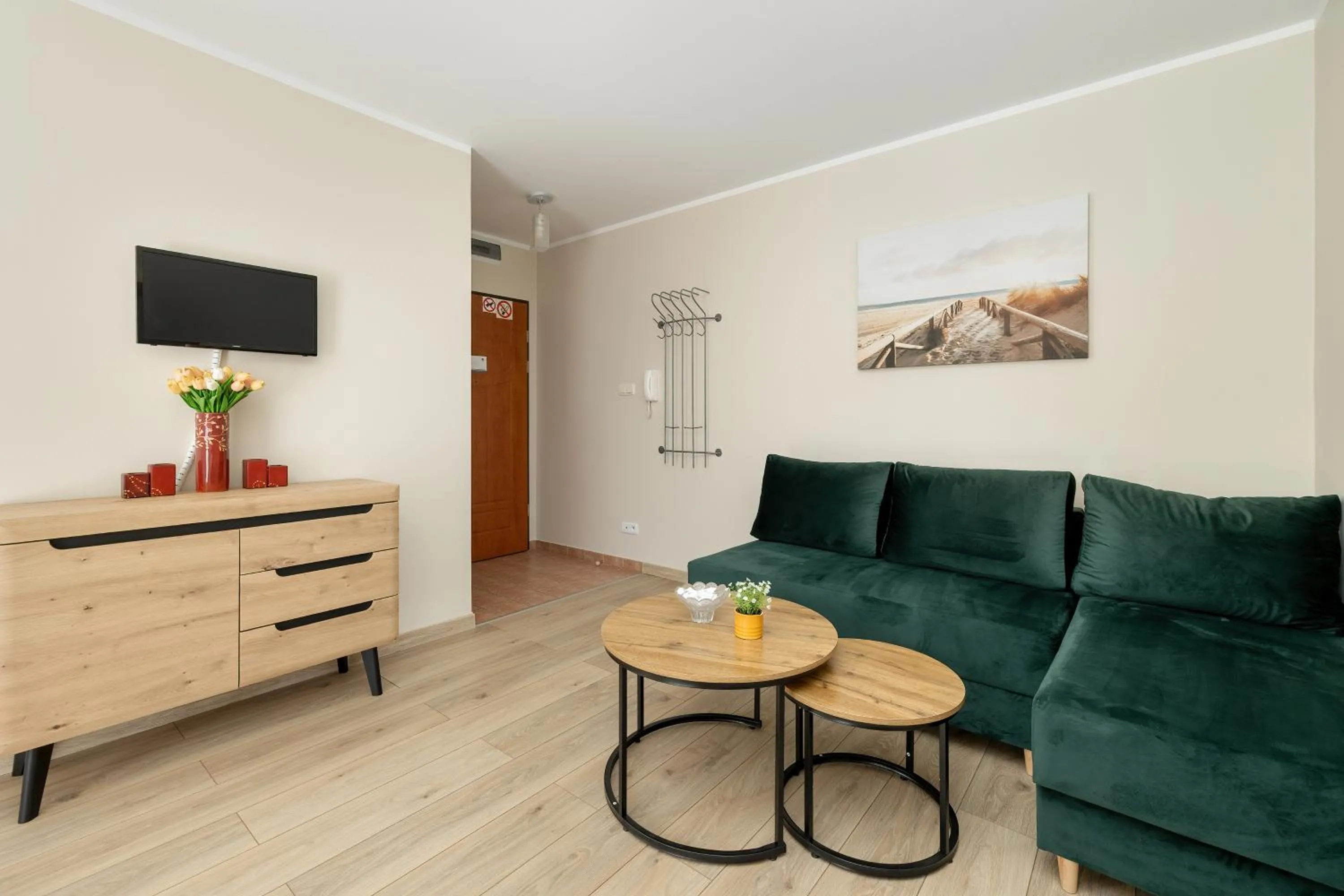 TV and multimedia in Apartamenty Żeromskiego 29 by Noclegi Renters