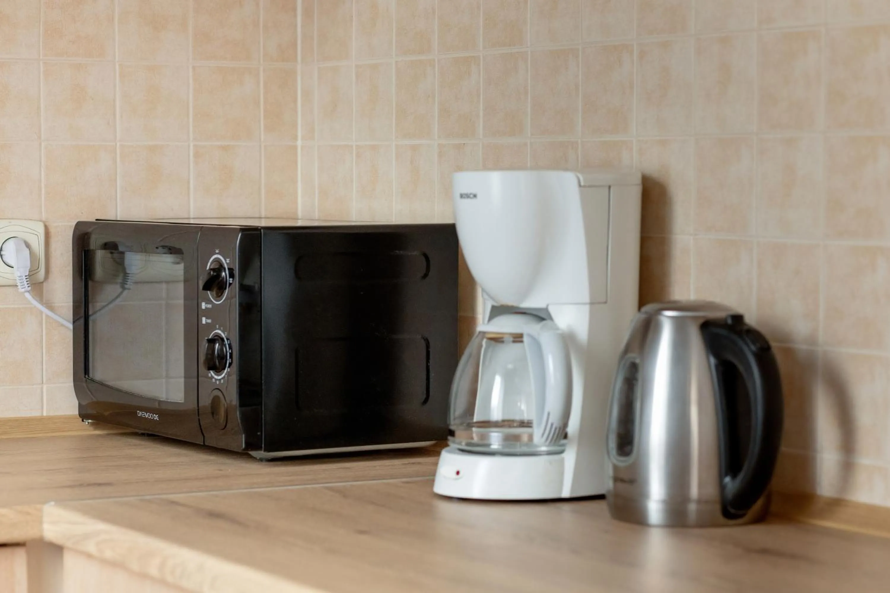 Coffee/tea facilities in Apartamenty Żeromskiego 29 by Noclegi Renters