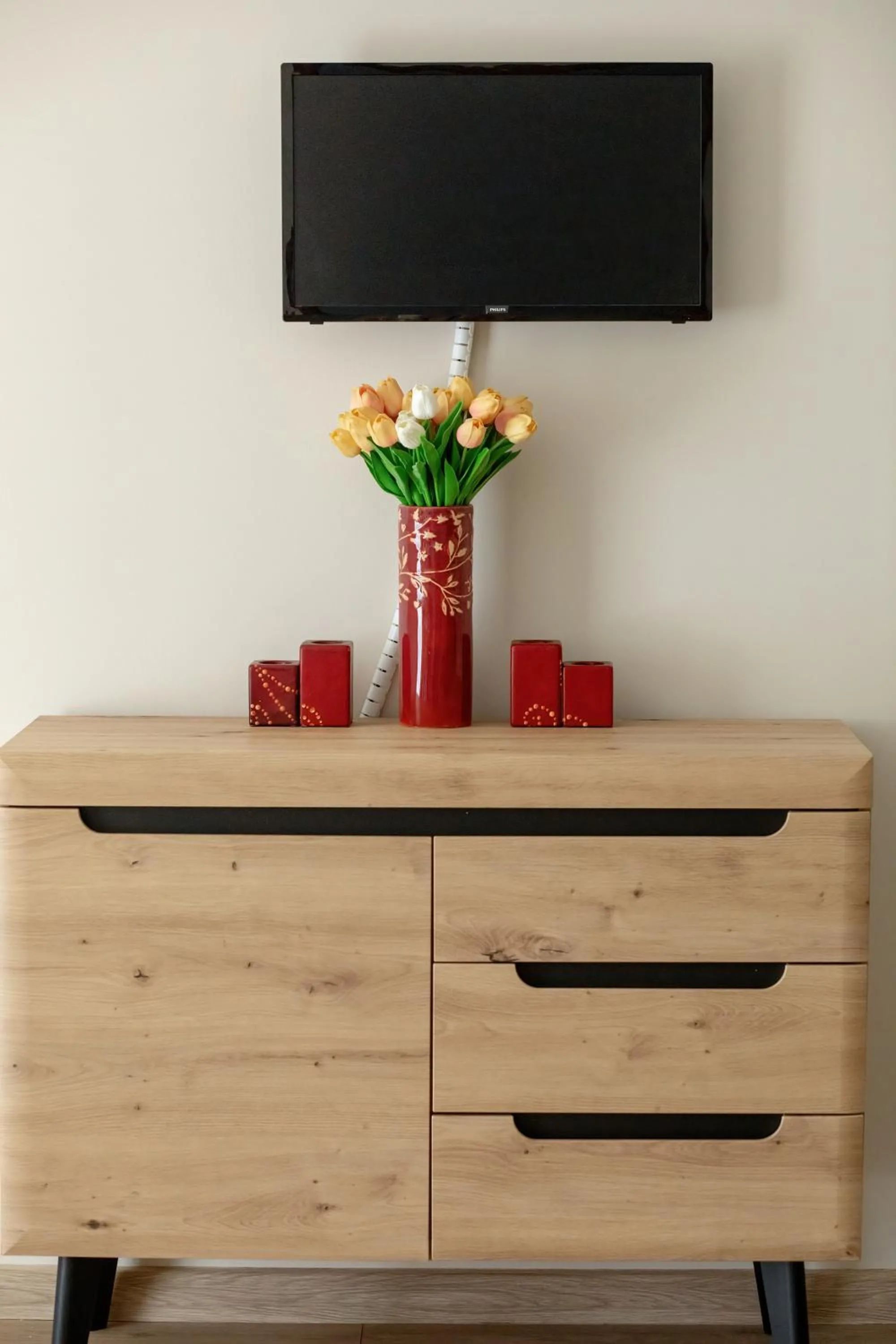 TV and multimedia in Apartamenty Żeromskiego 29 by Noclegi Renters