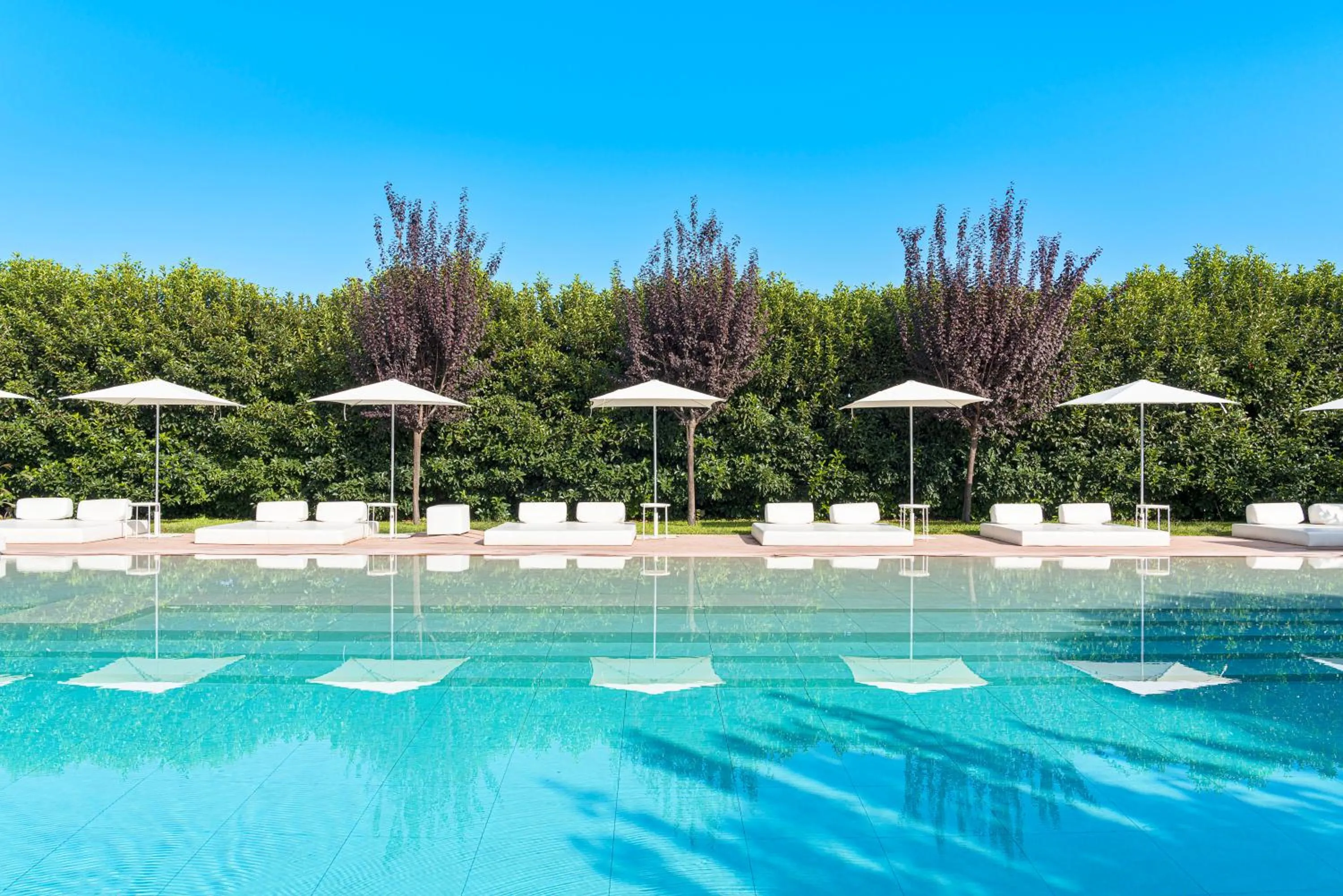 Swimming pool in Ramo d'Aria Etna Boutique Hotel