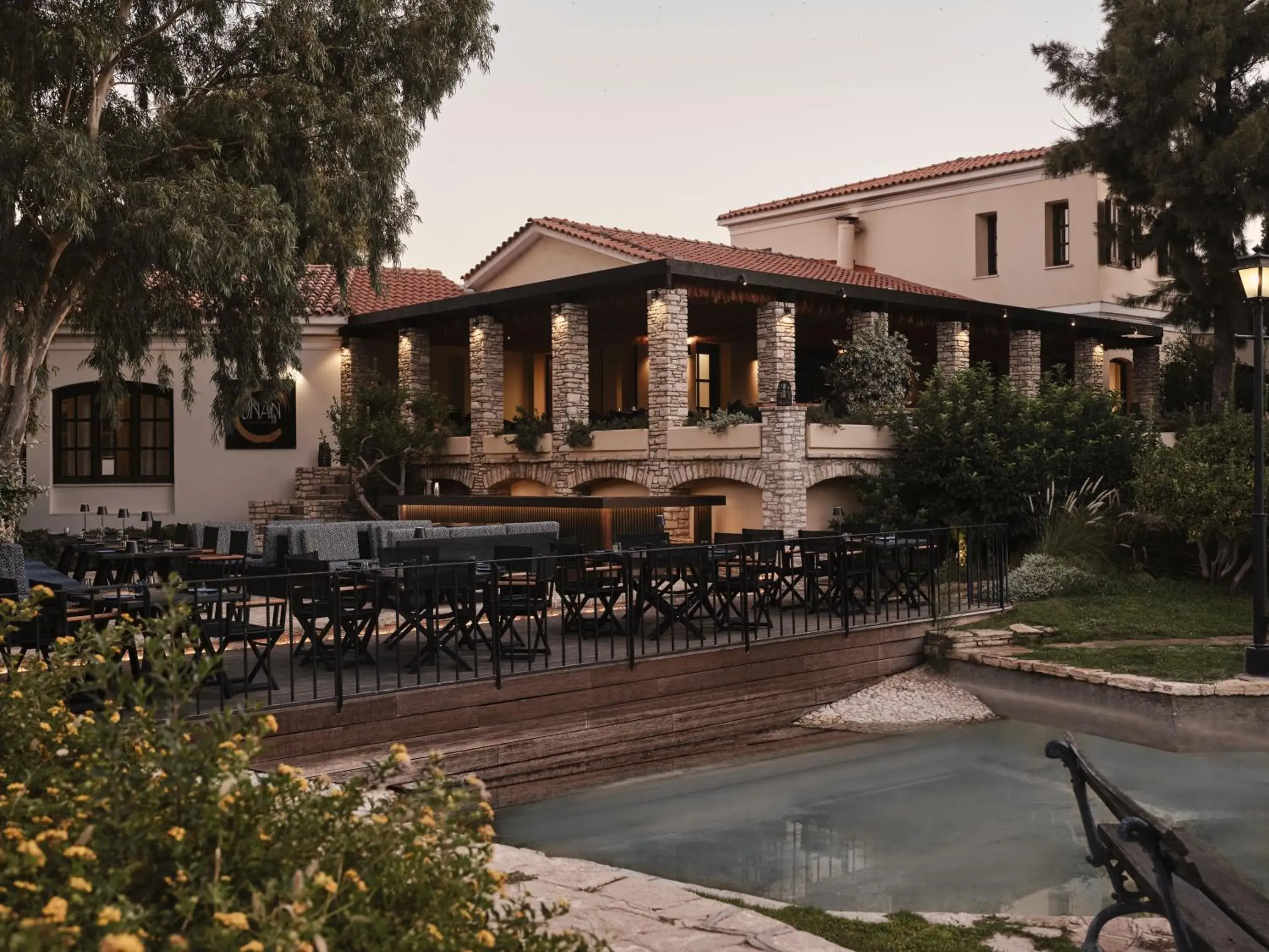 Restaurant/places to eat in Doryssa Seaside Resort Restaurant/places to eat in Doryssa Seaside Resort