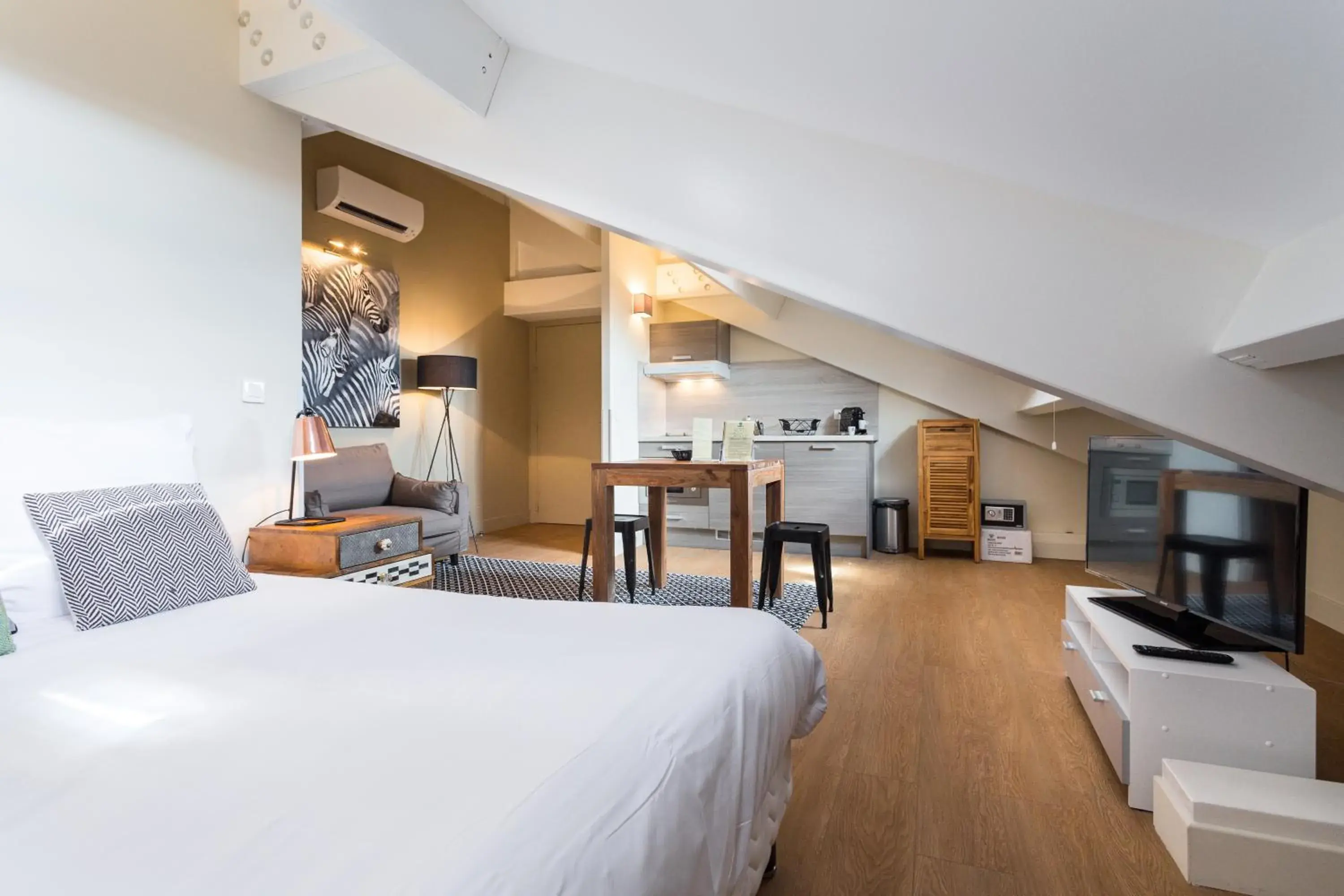 Studio in Florella Jean Jaures Apartment Studio in Florella Jean Jaures Apartment