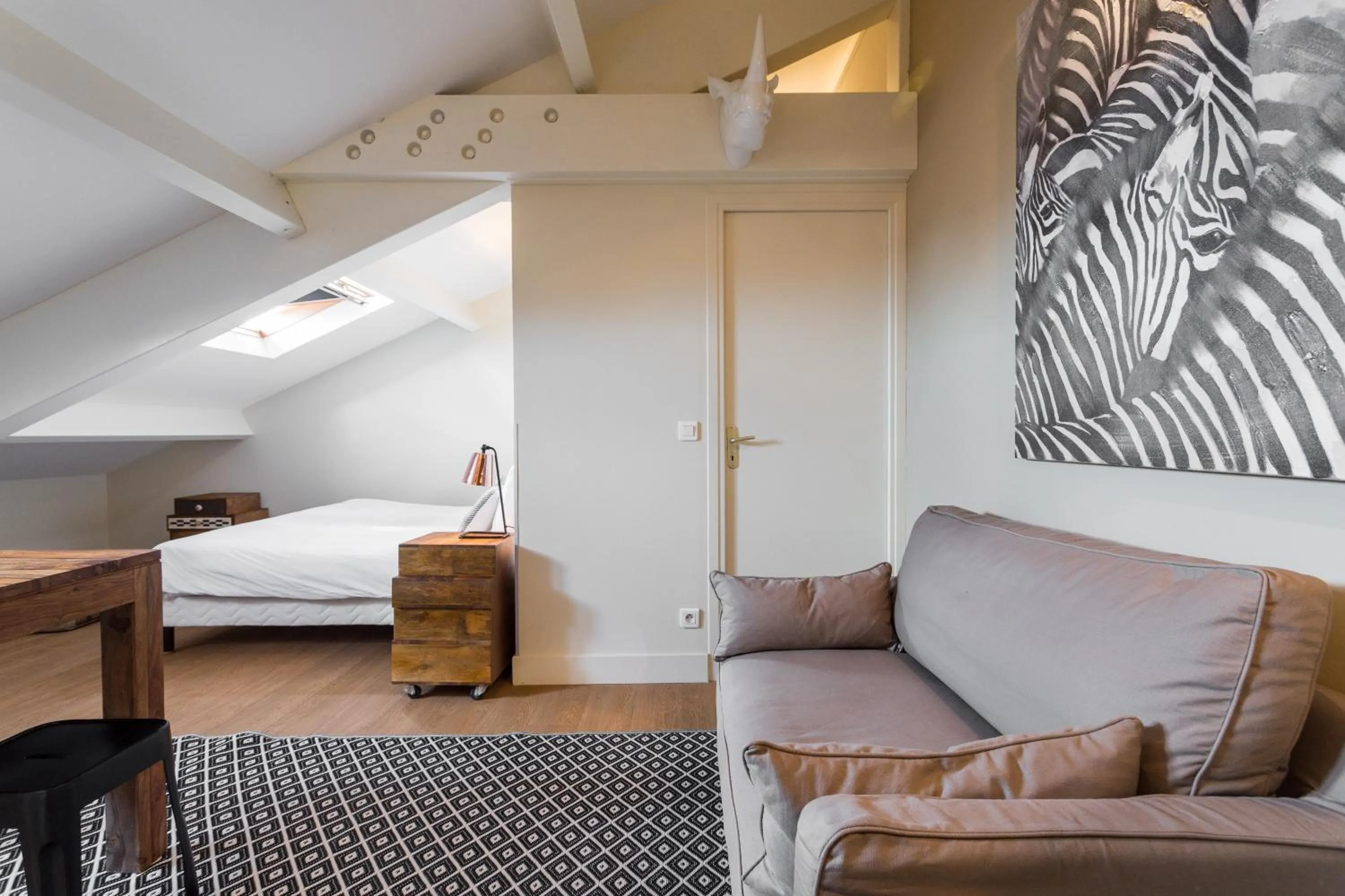 Photo of the whole room, Bed in Florella Jean Jaures Apartment