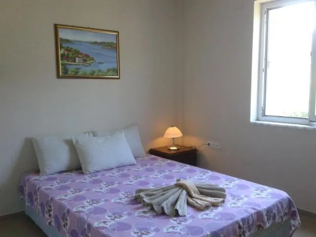 Bed in Rose Apart