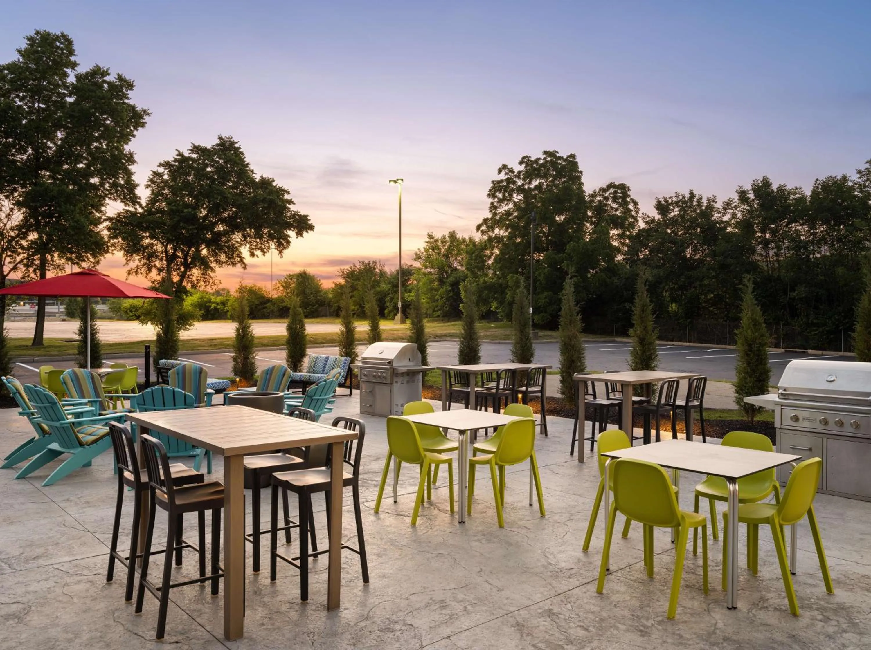 Patio in Home2 Suites by Hilton Indianapolis - Keystone Crossing