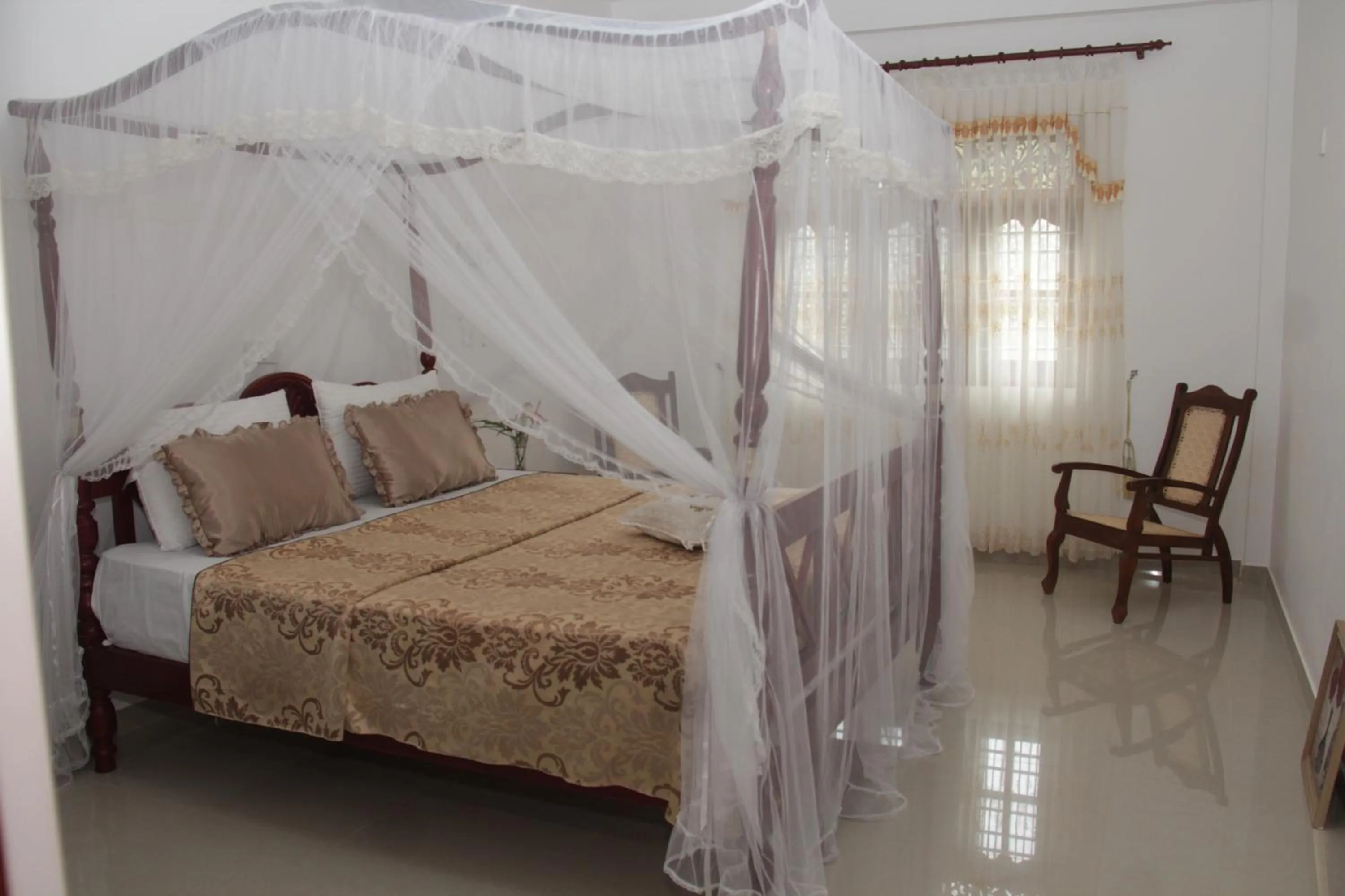 Bed in Deutsche Villa