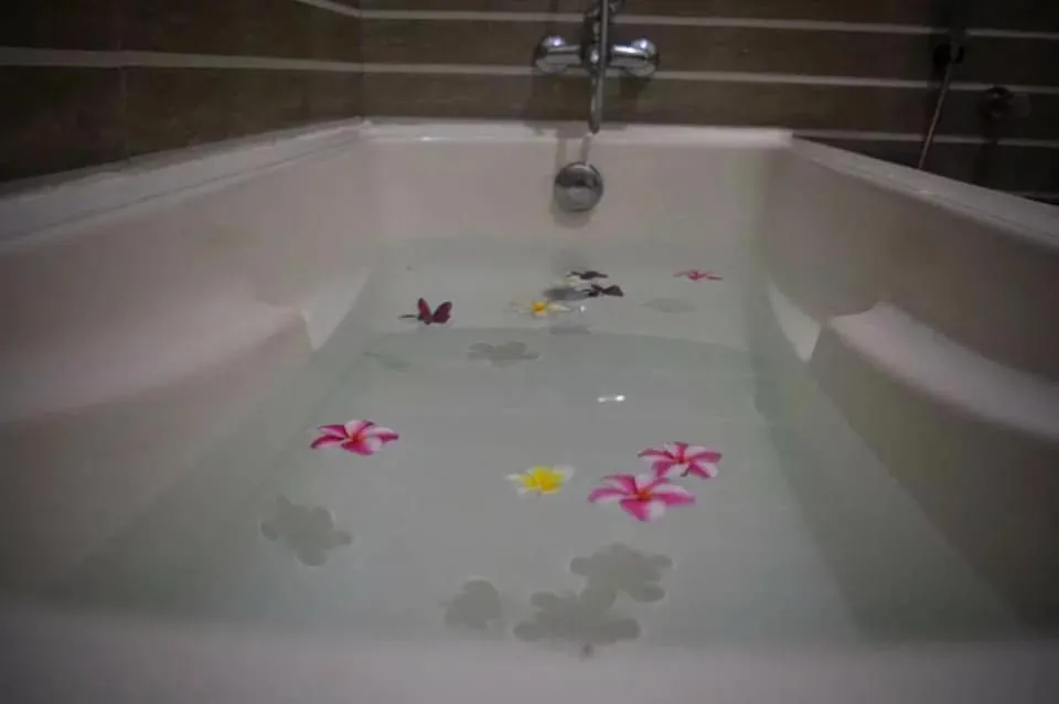 Bath in Deutsche Villa