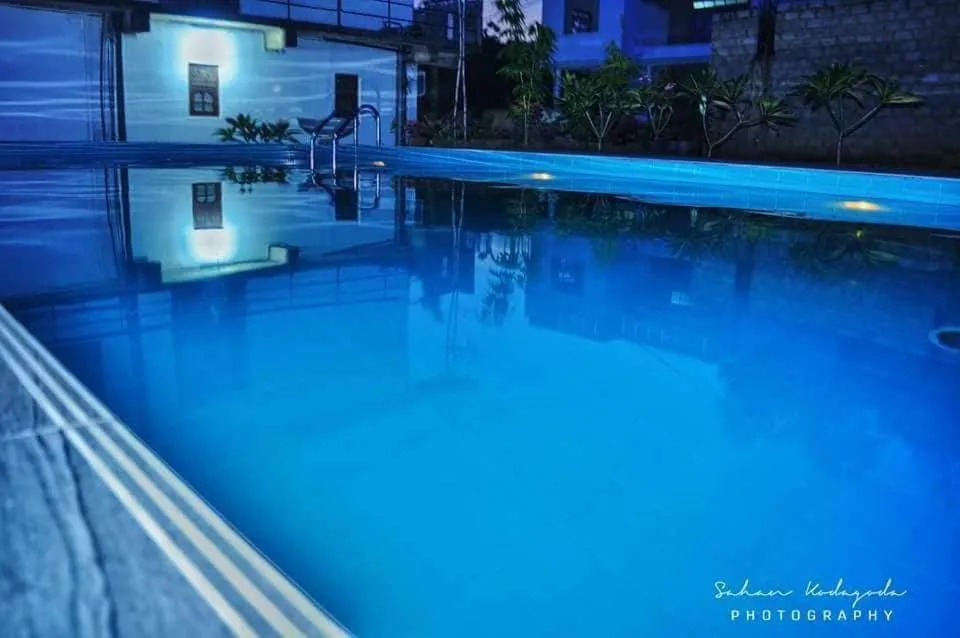 Pool view in Deutsche Villa