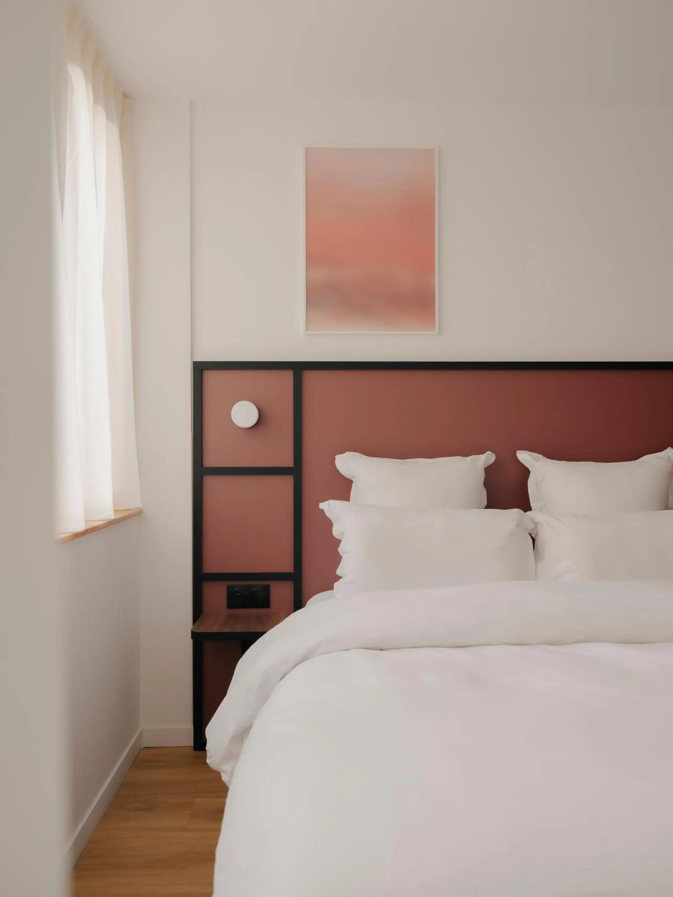 Bedroom, Bed in Edgar Suites Hameau - Porte de Versailles