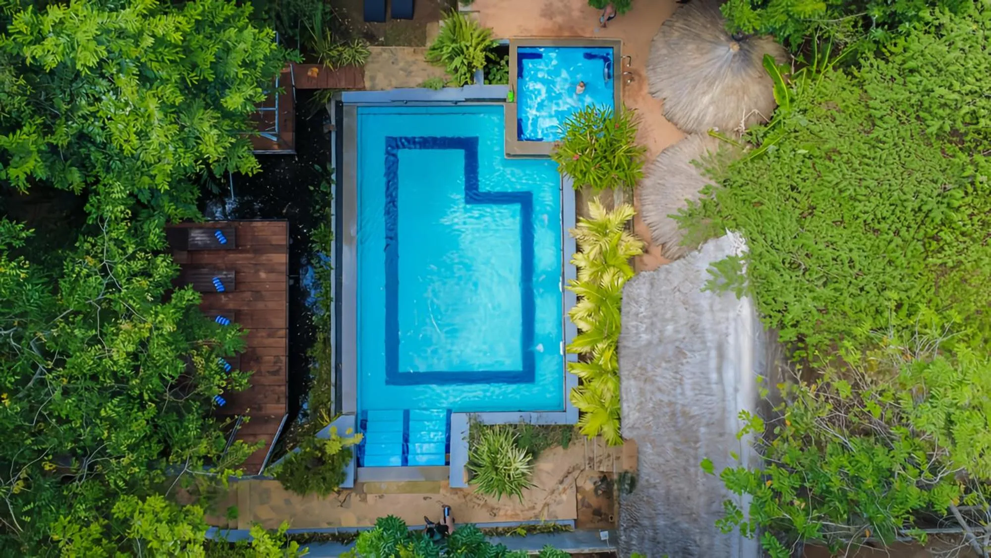 Habarana Tree House Ambasewana Resort