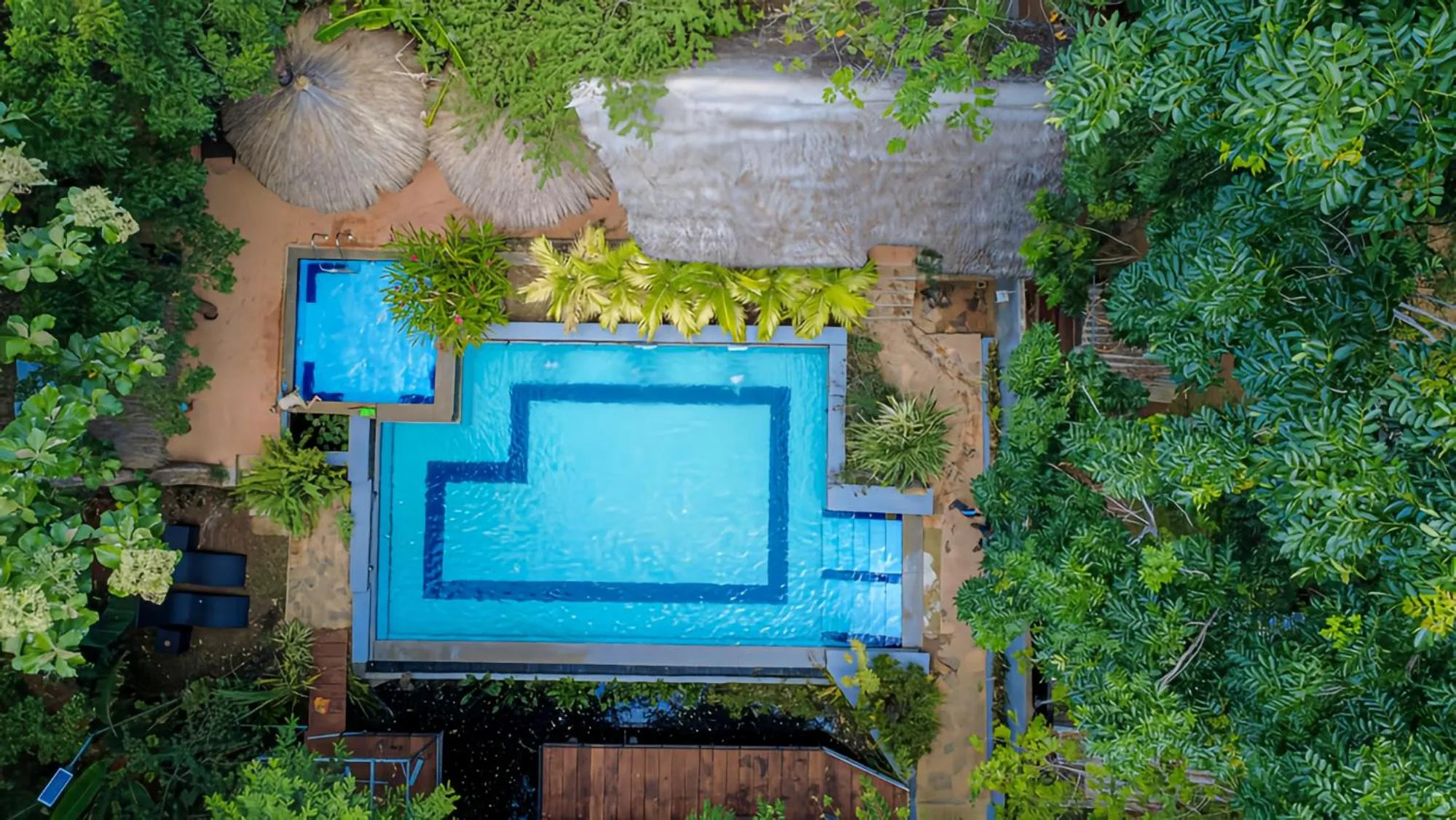 Habarana Tree House Ambasewana Resort