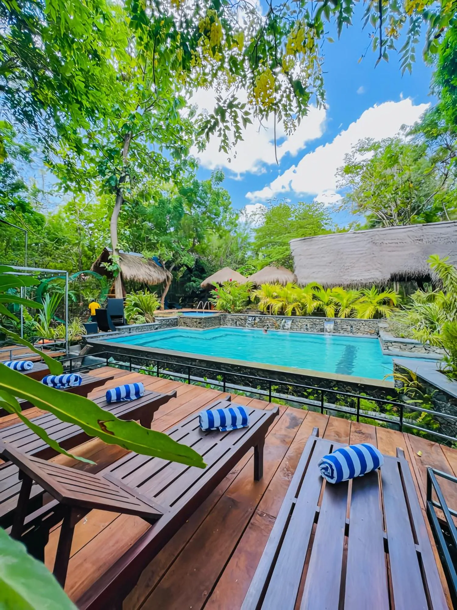 Habarana Tree House Ambasewana Resort