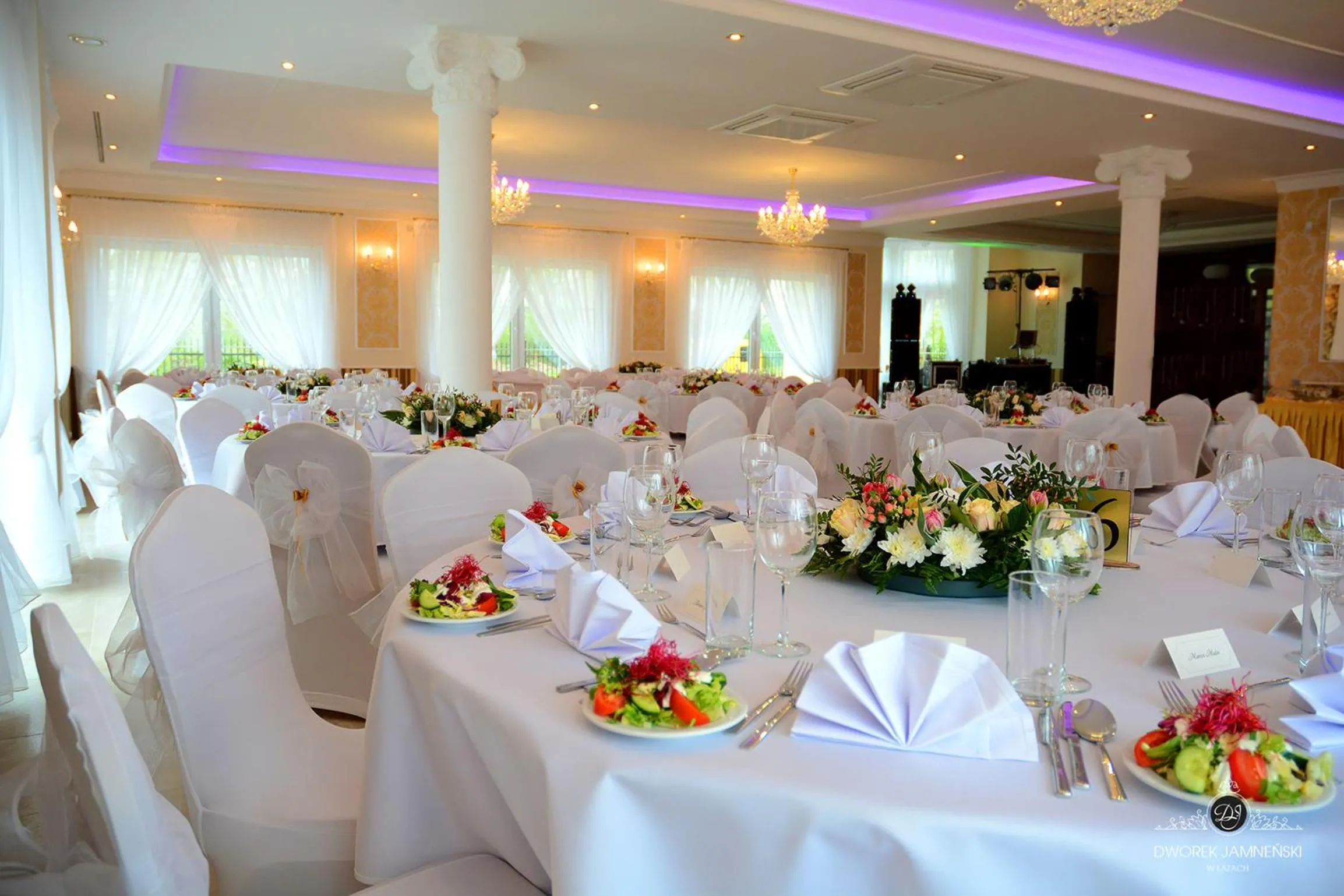 Restaurant/places to eat in Dworek Jamneński