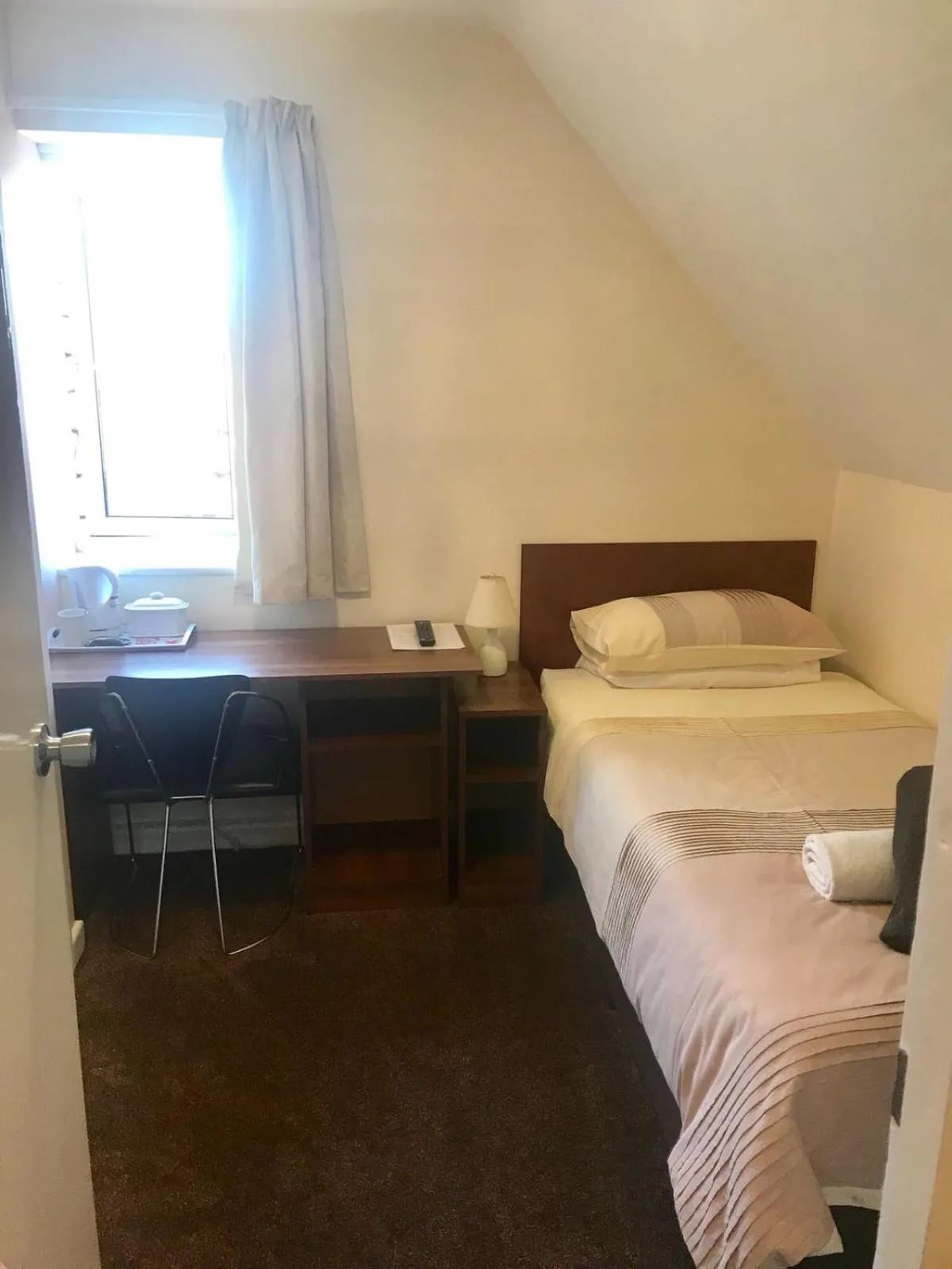 Classic Single Room with En-Suite - single occupancy in Landguard House Bed Only