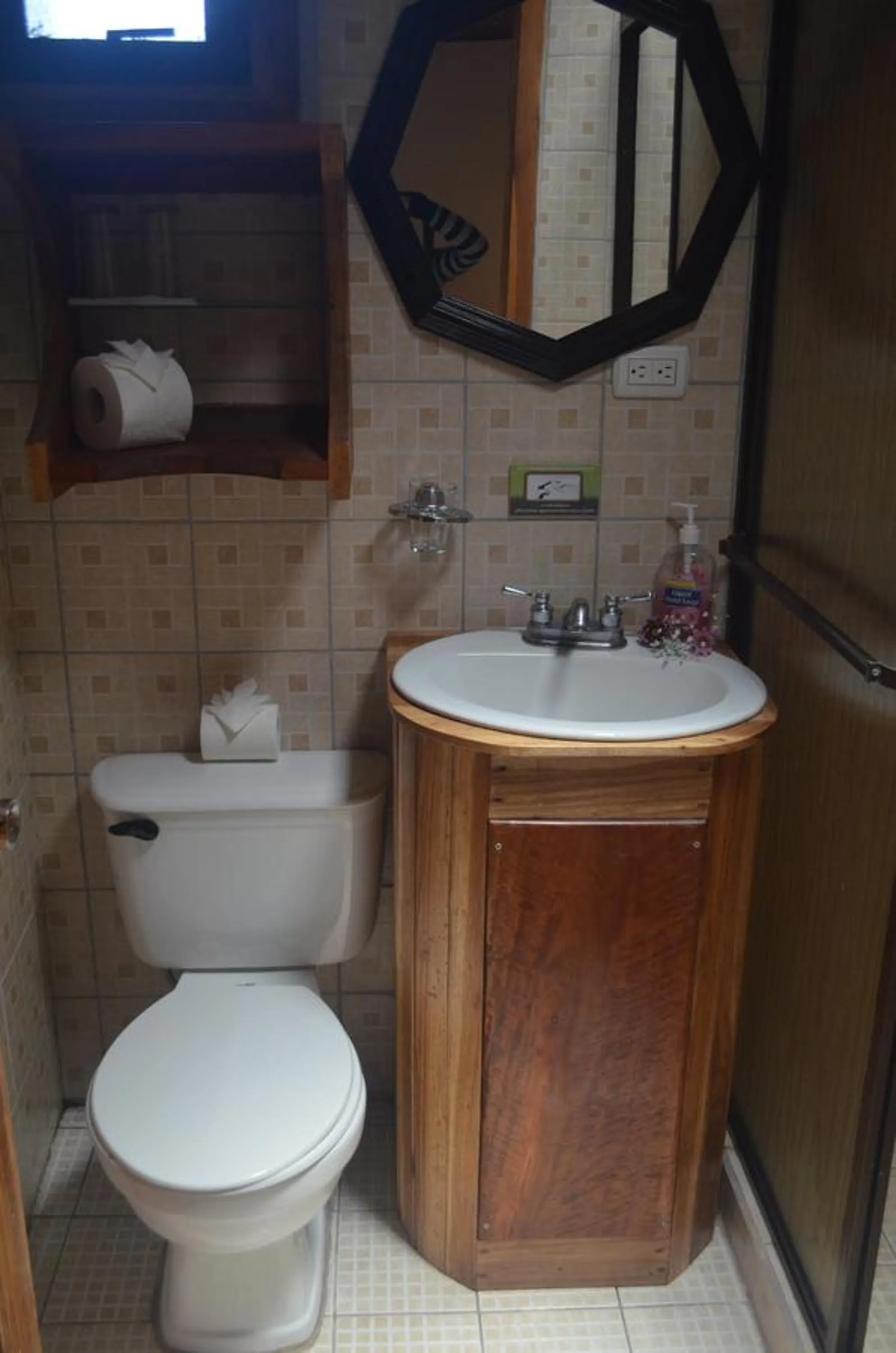 Bathroom in Historias Lodge