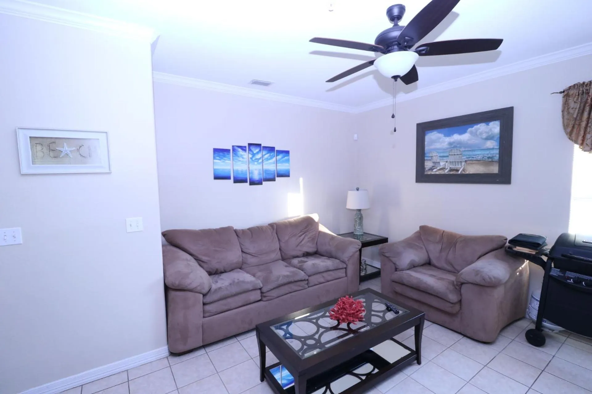 Living room in Los Cabos III Condominiums