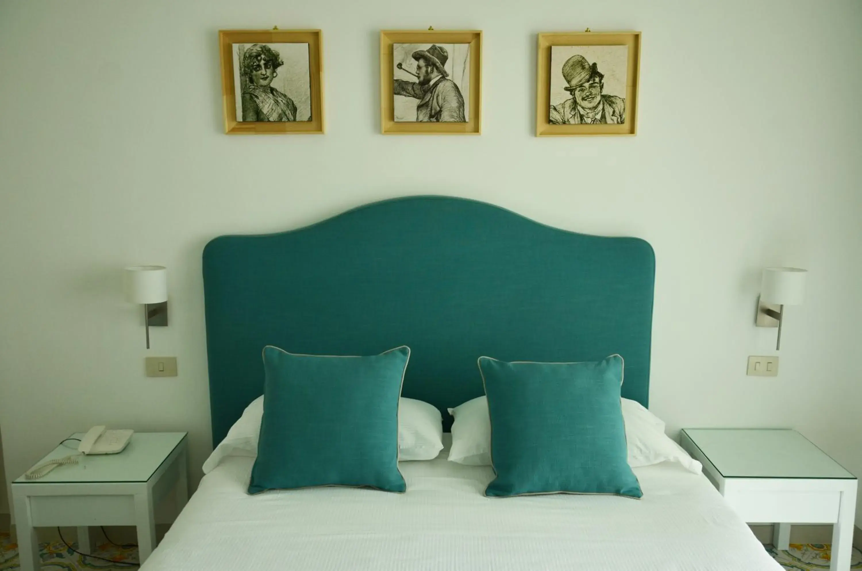 Bed in Albergo Gatto Bianco Bed in Albergo Gatto Bianco