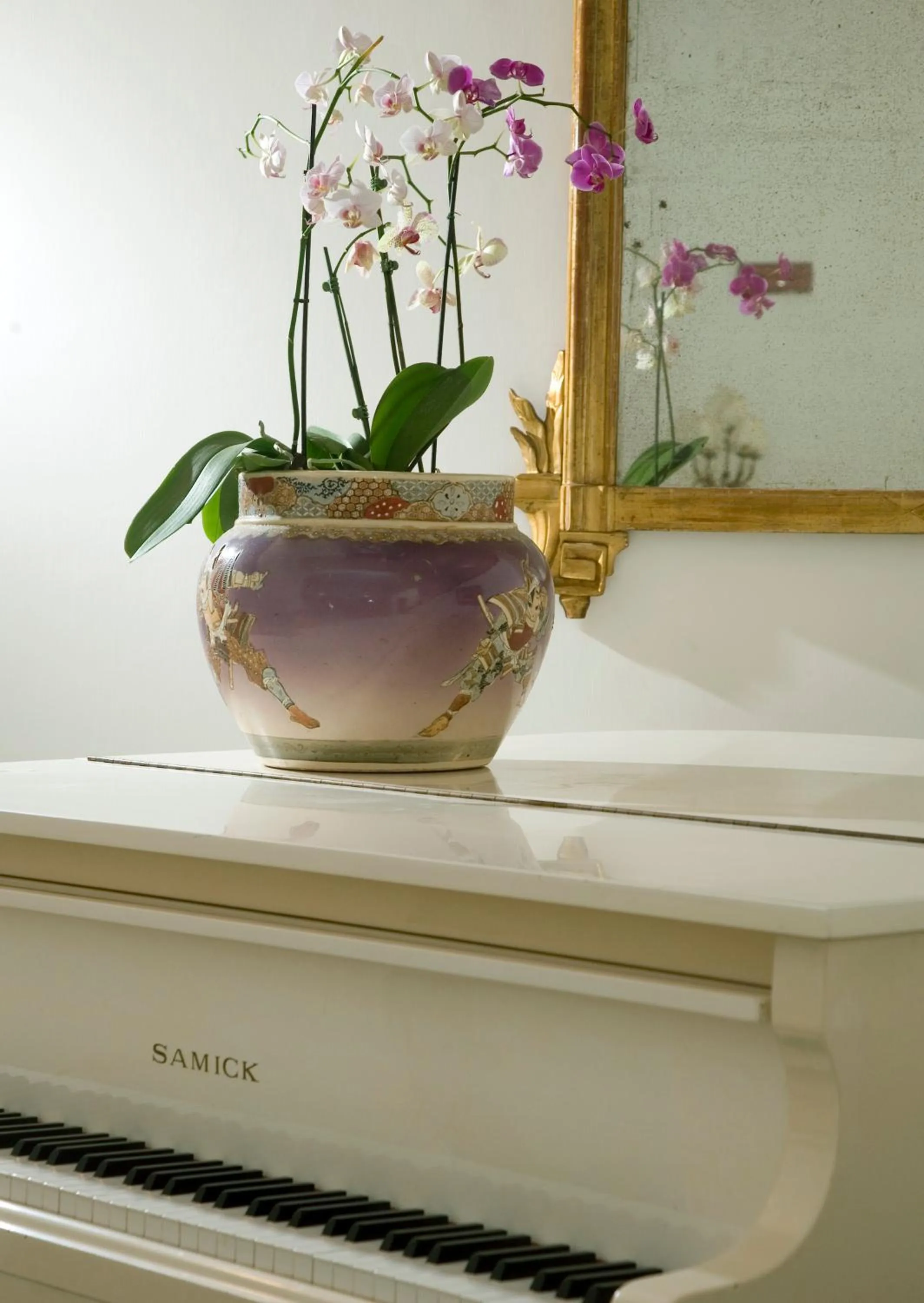 Decorative detail in Albergo Gatto Bianco