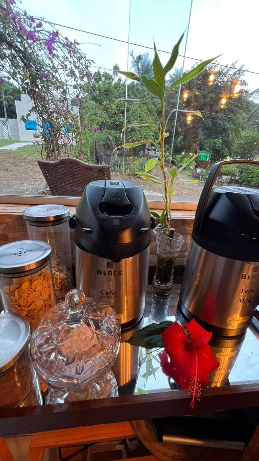 Buffet breakfast in Pousada da Leide