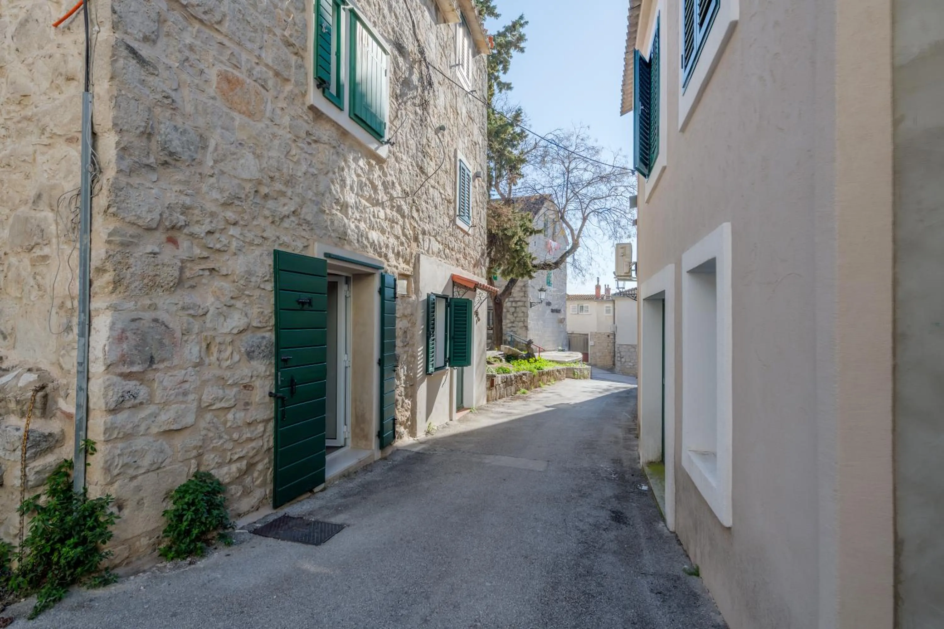 Day in Versi & Note Luxury Rooms