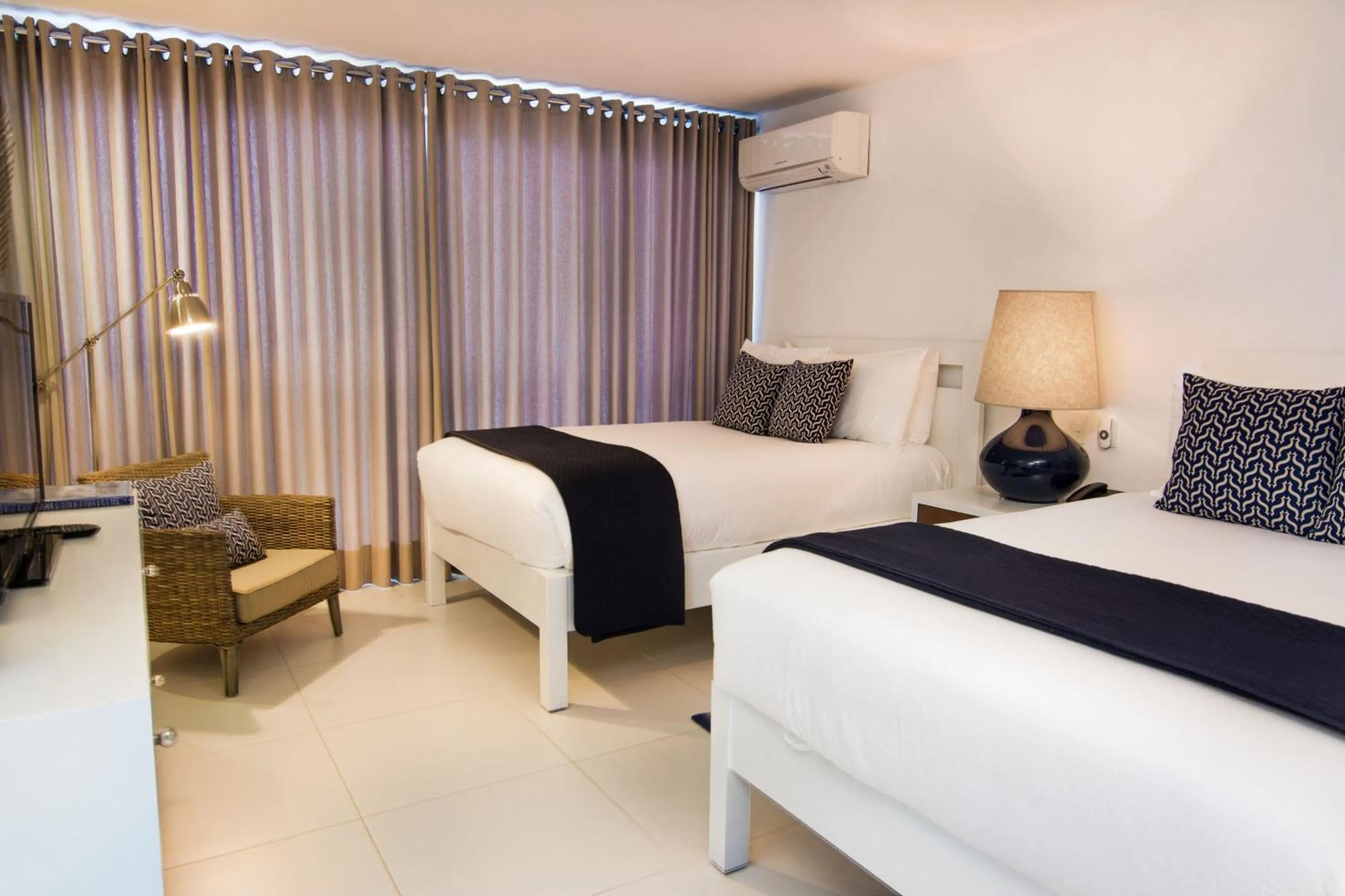 Bedroom, Bed in The Ocean Club, a Luxury Collection Resort, Costa Norte