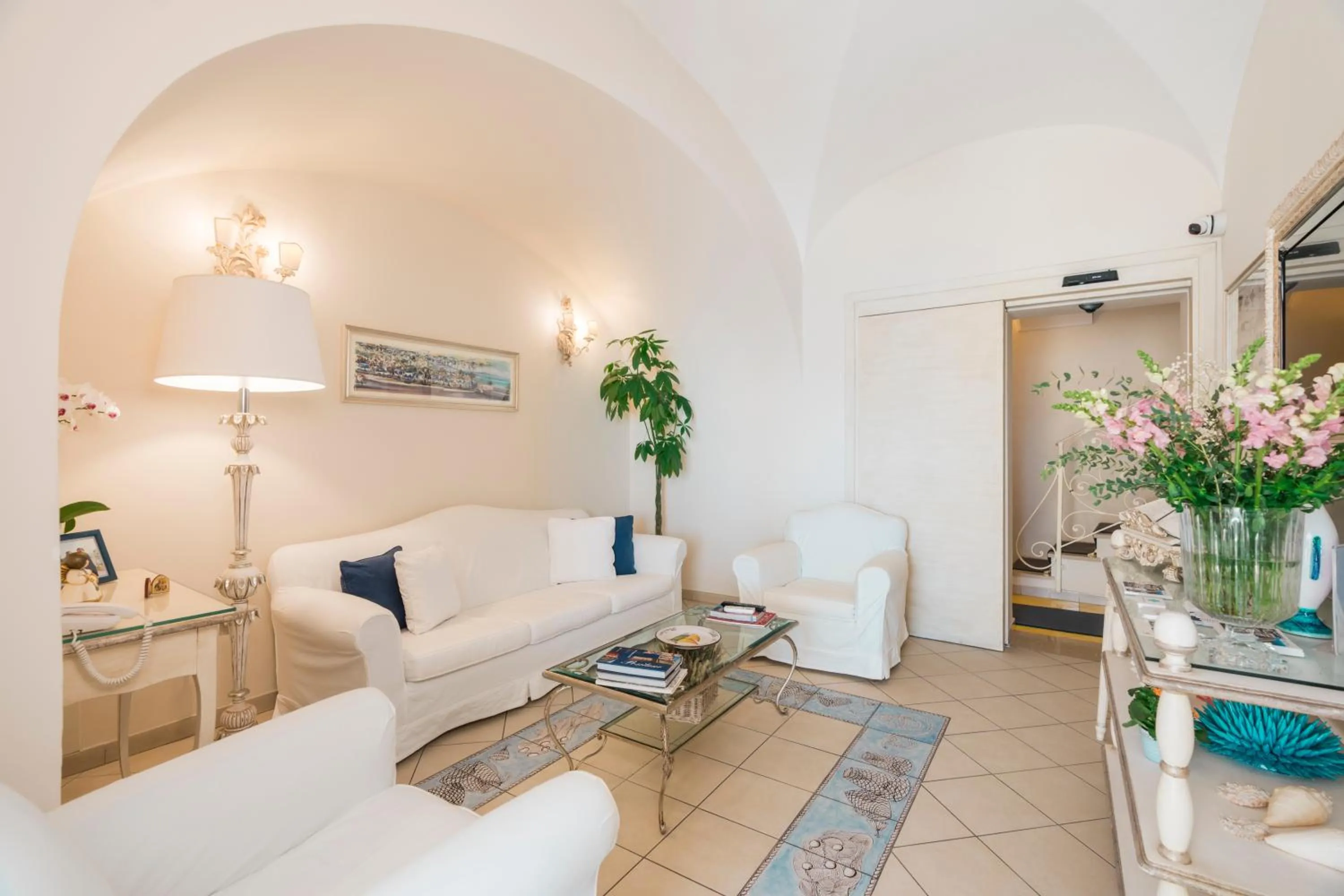 Communal lounge/ TV room in Villa La Tartana