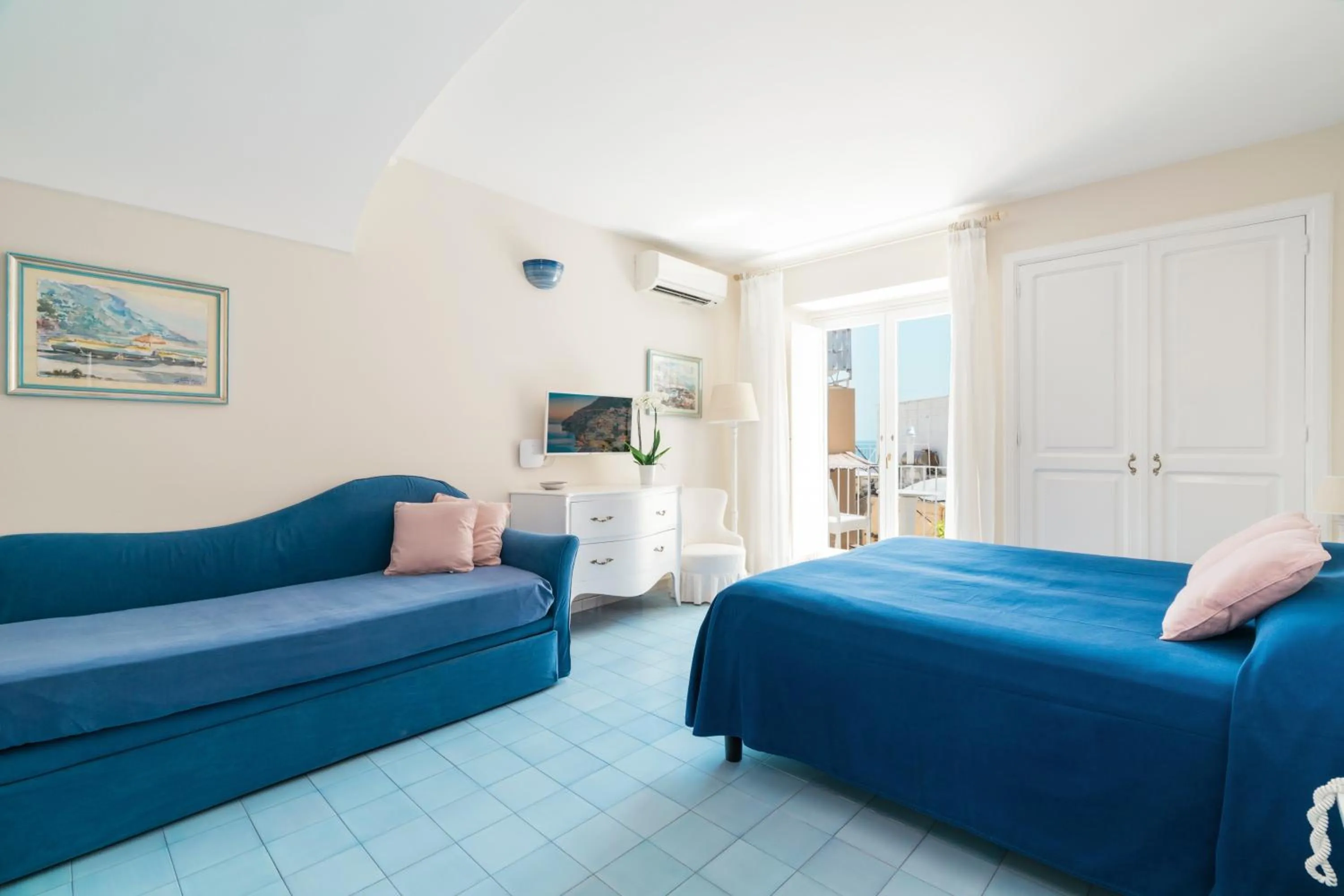 Bed in Villa La Tartana