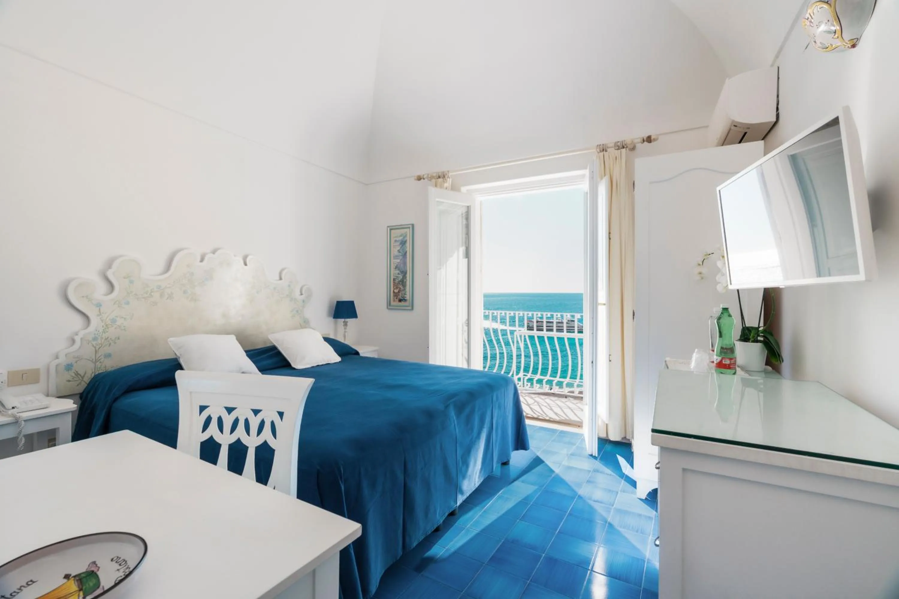 Bed in Villa La Tartana