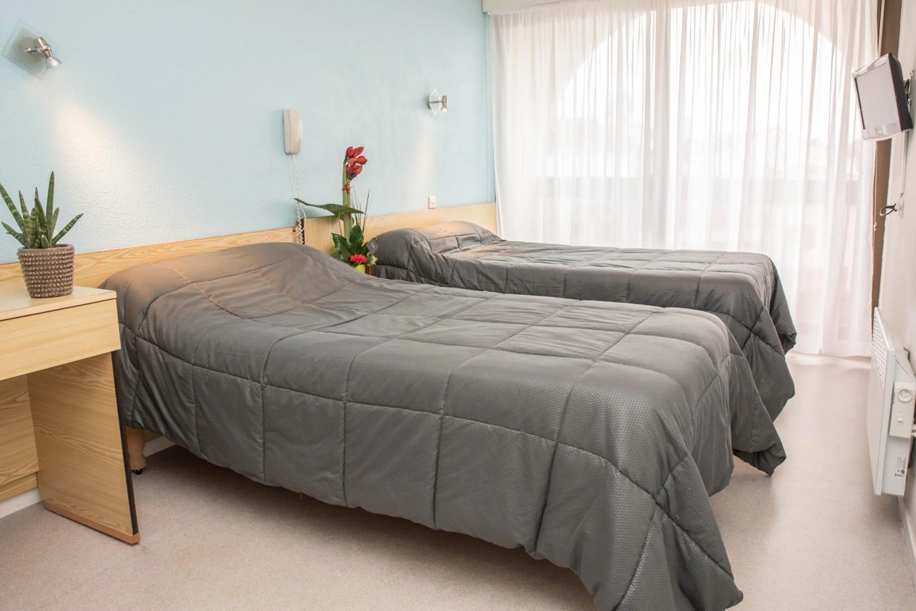 Bedroom, Bed in Hotel Bains Sarrailh