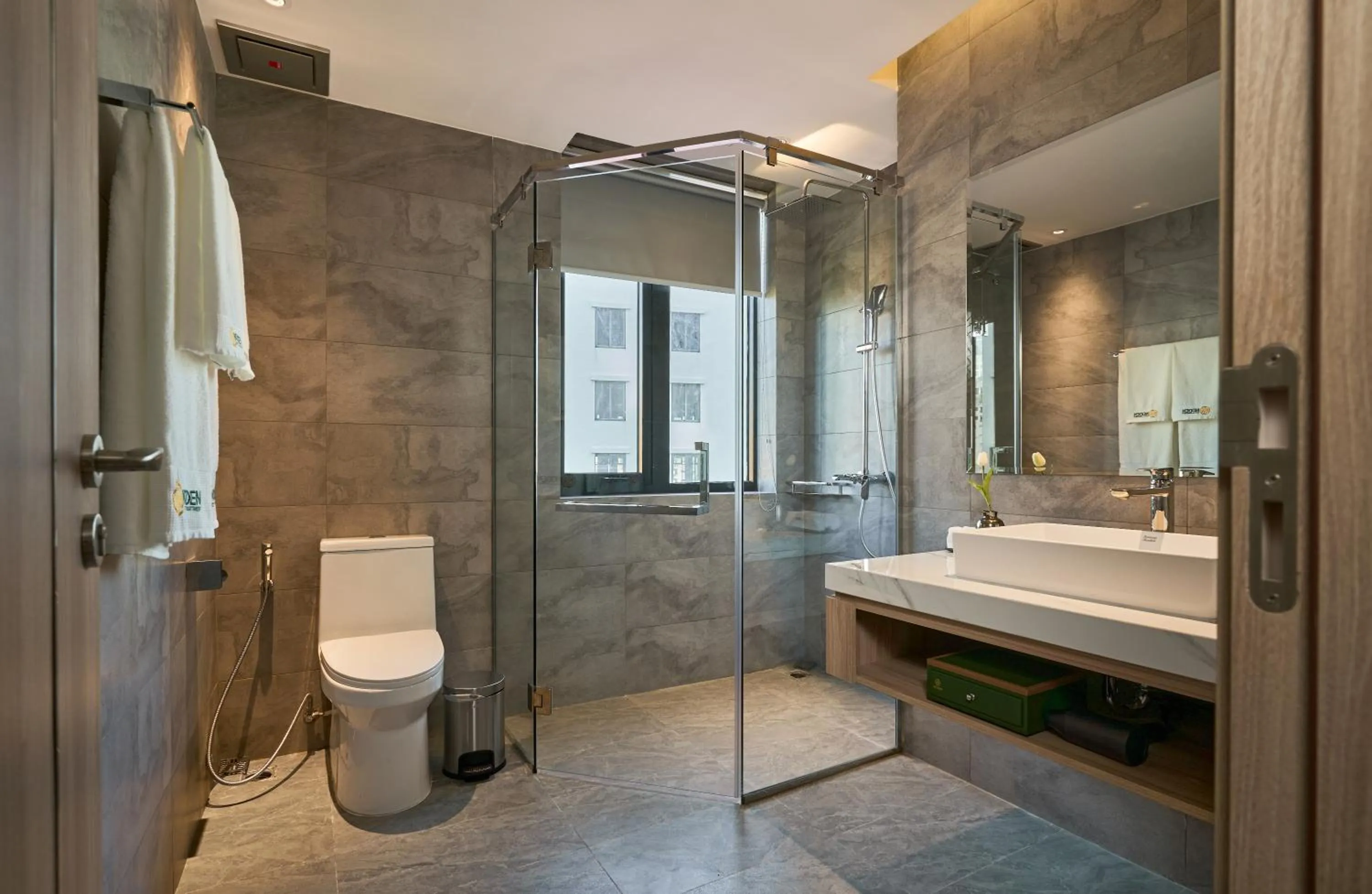 Shower in Noden2 Hotel & Apartment